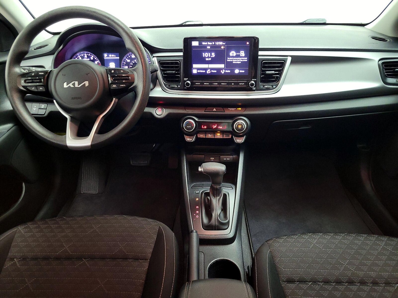 Apple CarPlay® & Android Auto™