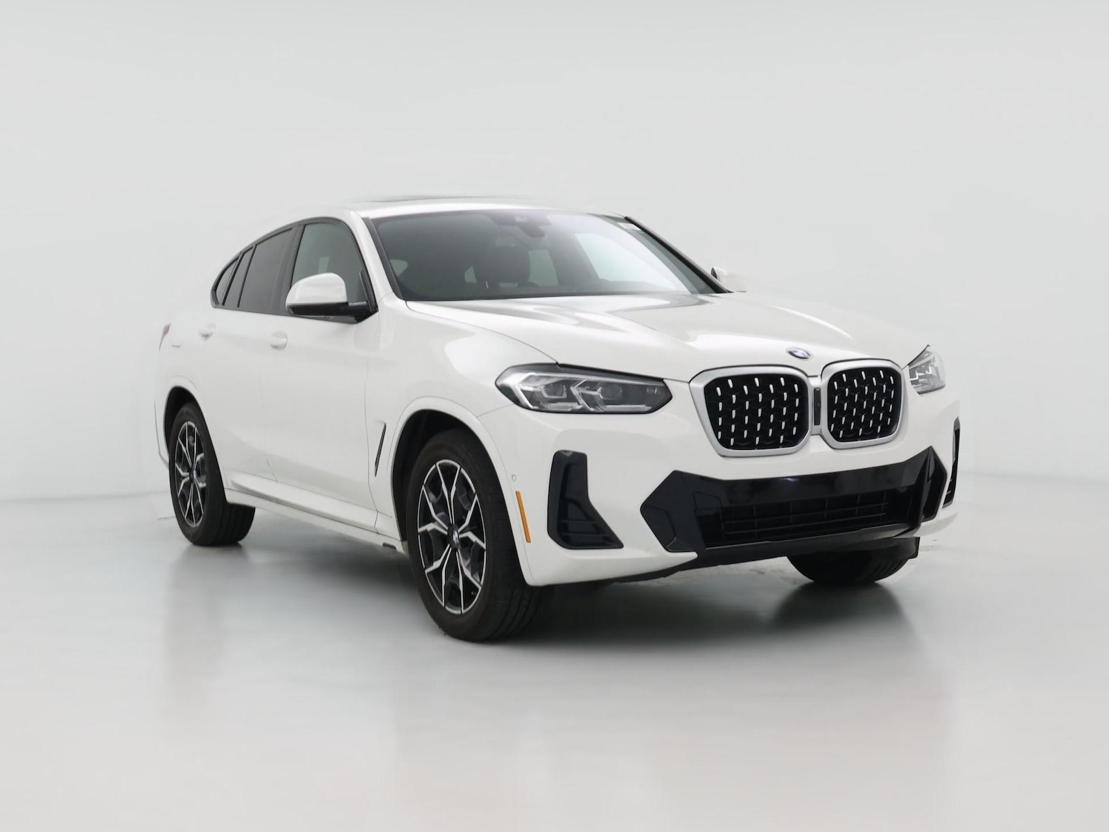 2023 BMW X4