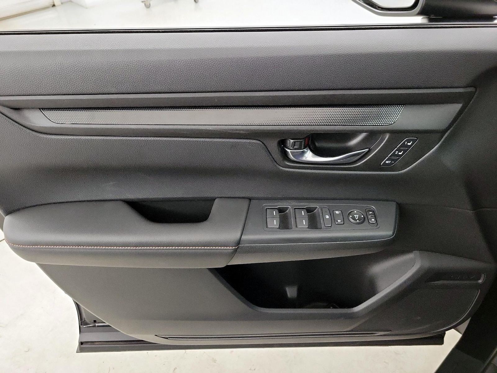2025 Honda CR-V Sport-L - Photo 13