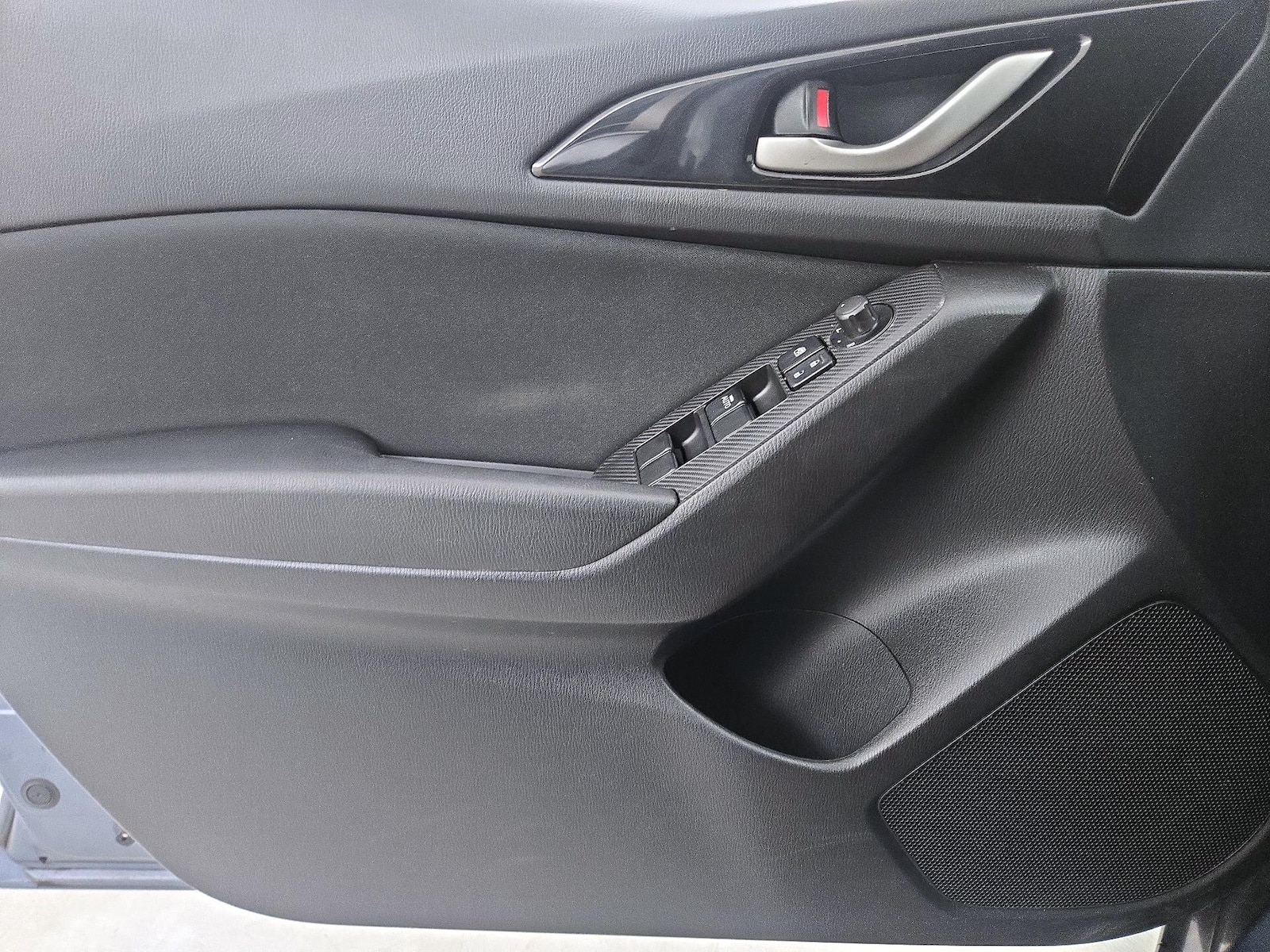 2015 Mazda MAZDA3 i Sport - Photo 13