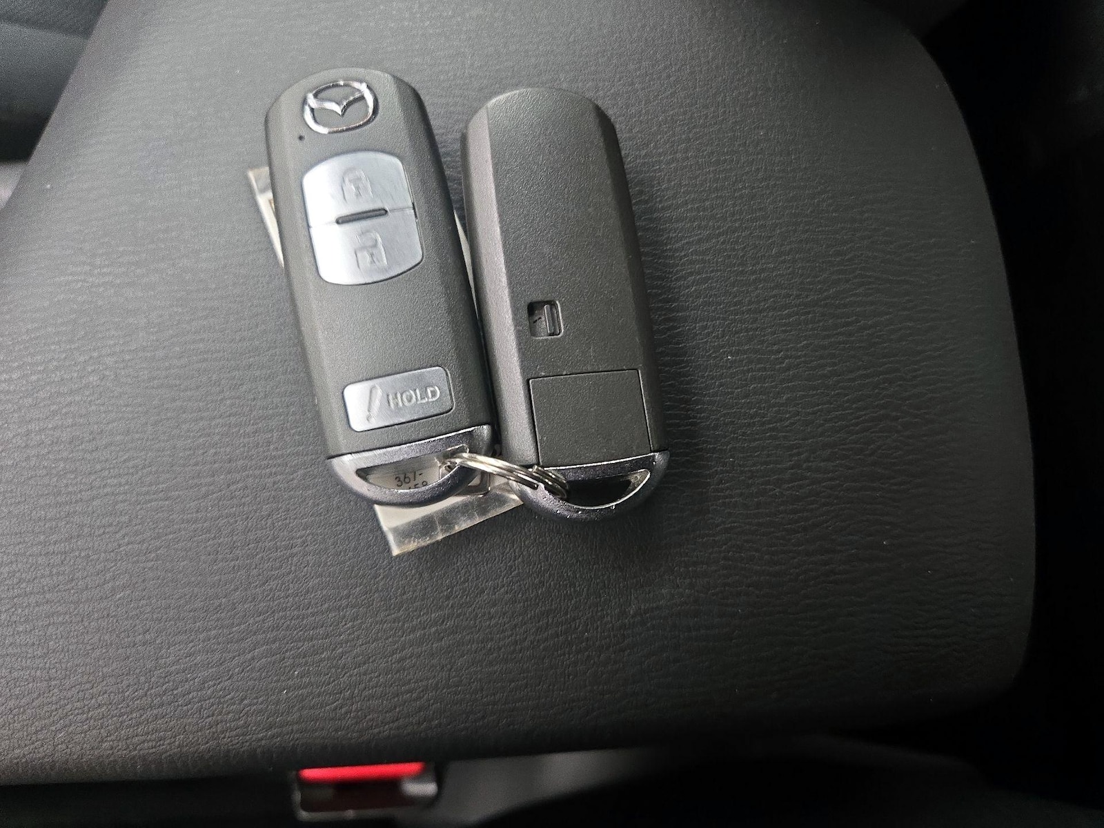 2015 Mazda MAZDA3 i Sport - Photo 22