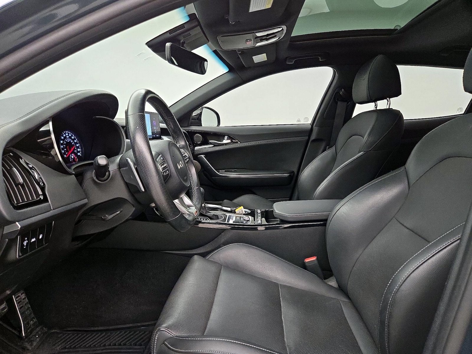 2022 Kia Stinger GT-Line - Photo 12