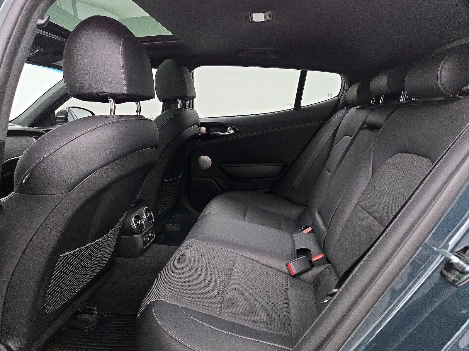 2022 Kia Stinger GT-Line - Photo 22