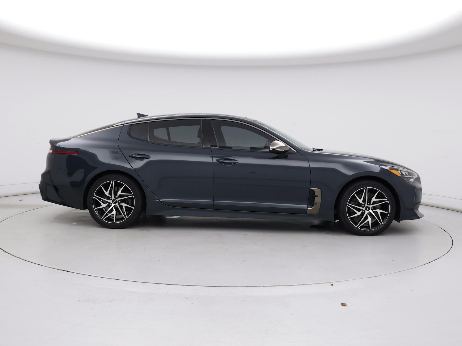 2022 Kia Stinger GT-Line - Photo 8