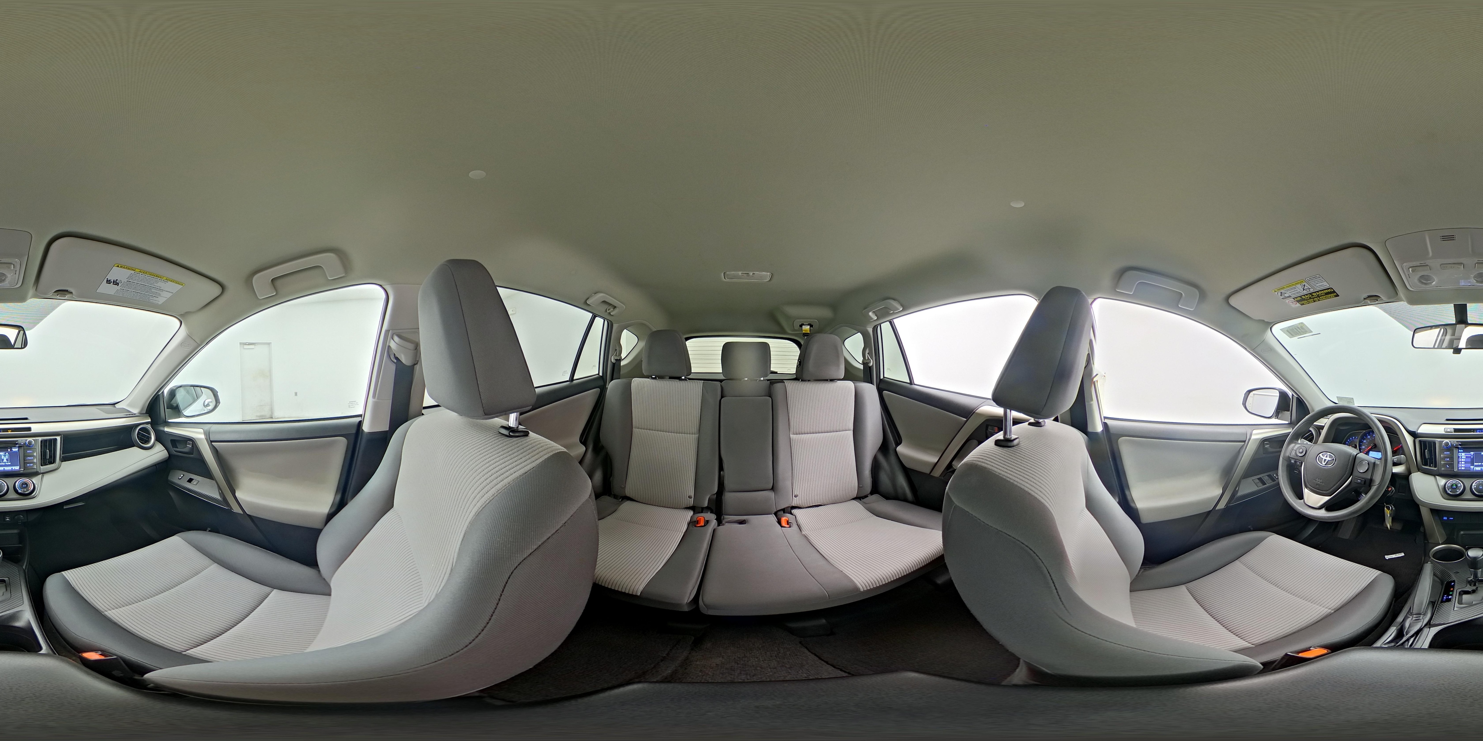 2014 Toyota RAV4 LE - Photo 24