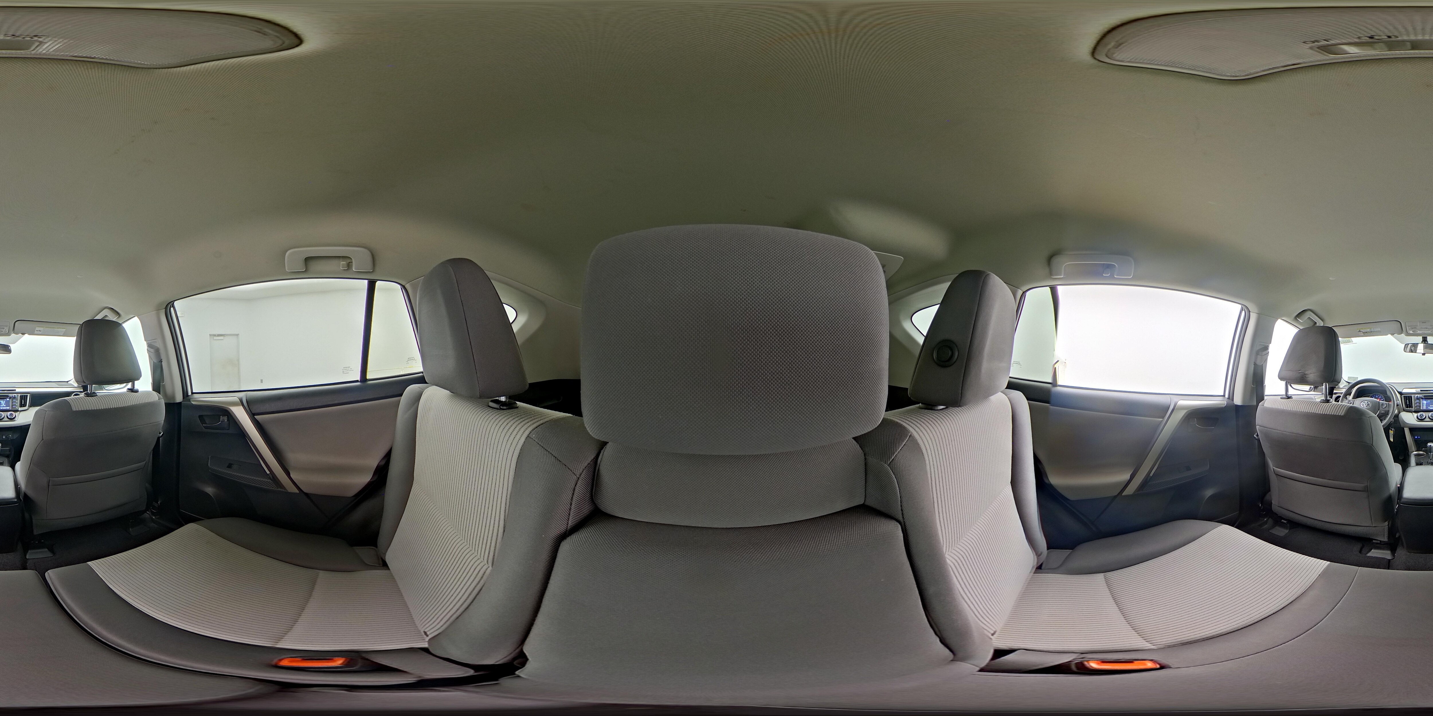 2014 Toyota RAV4 LE - Photo 25