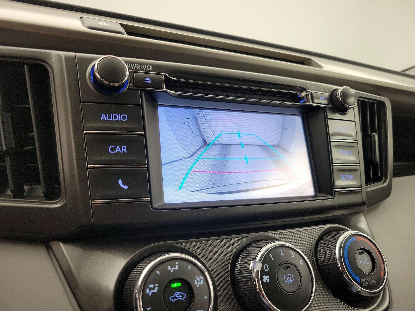 2014 Toyota RAV4 LE - Photo 15