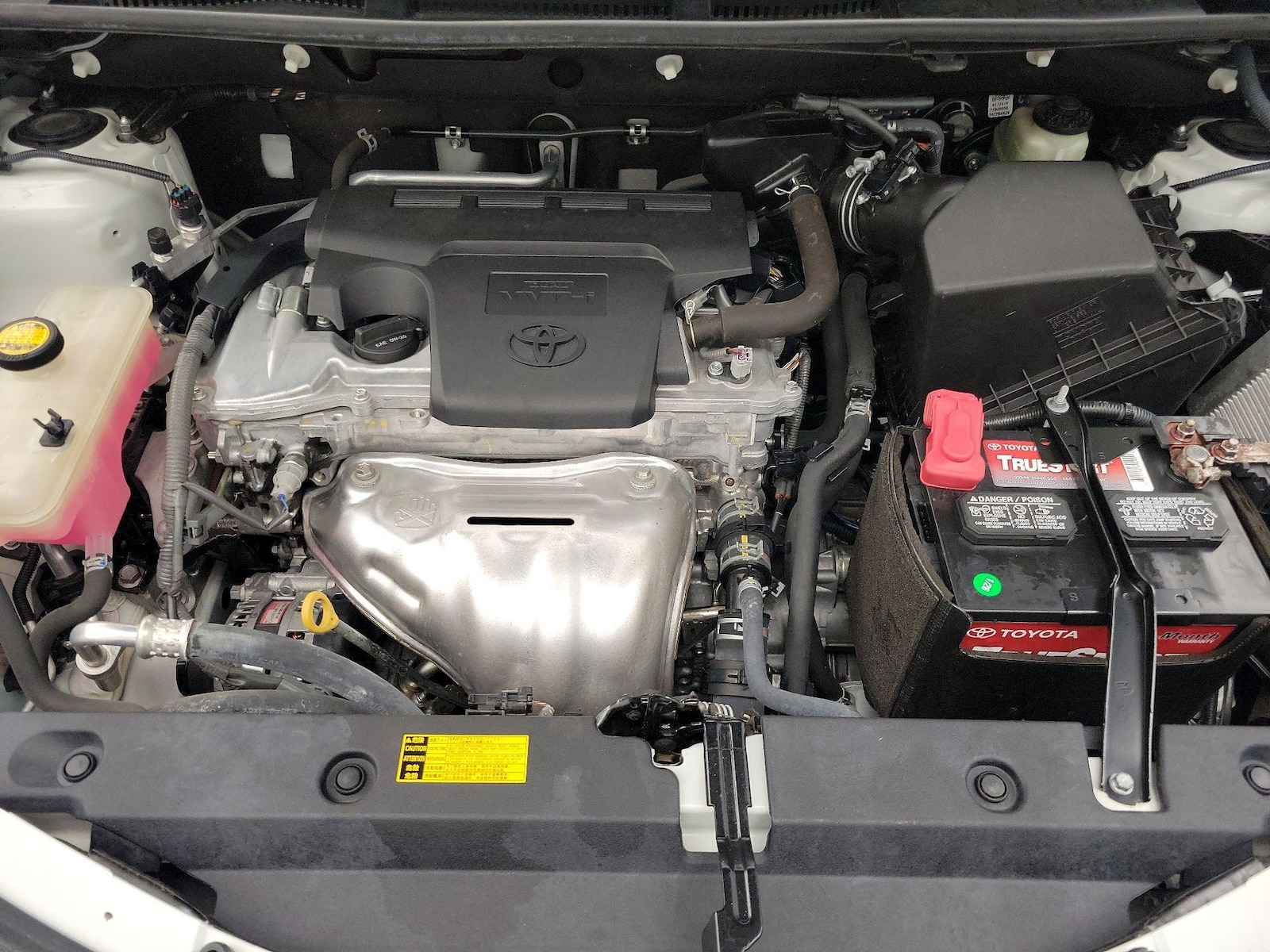2014 Toyota RAV4 LE - Photo 22
