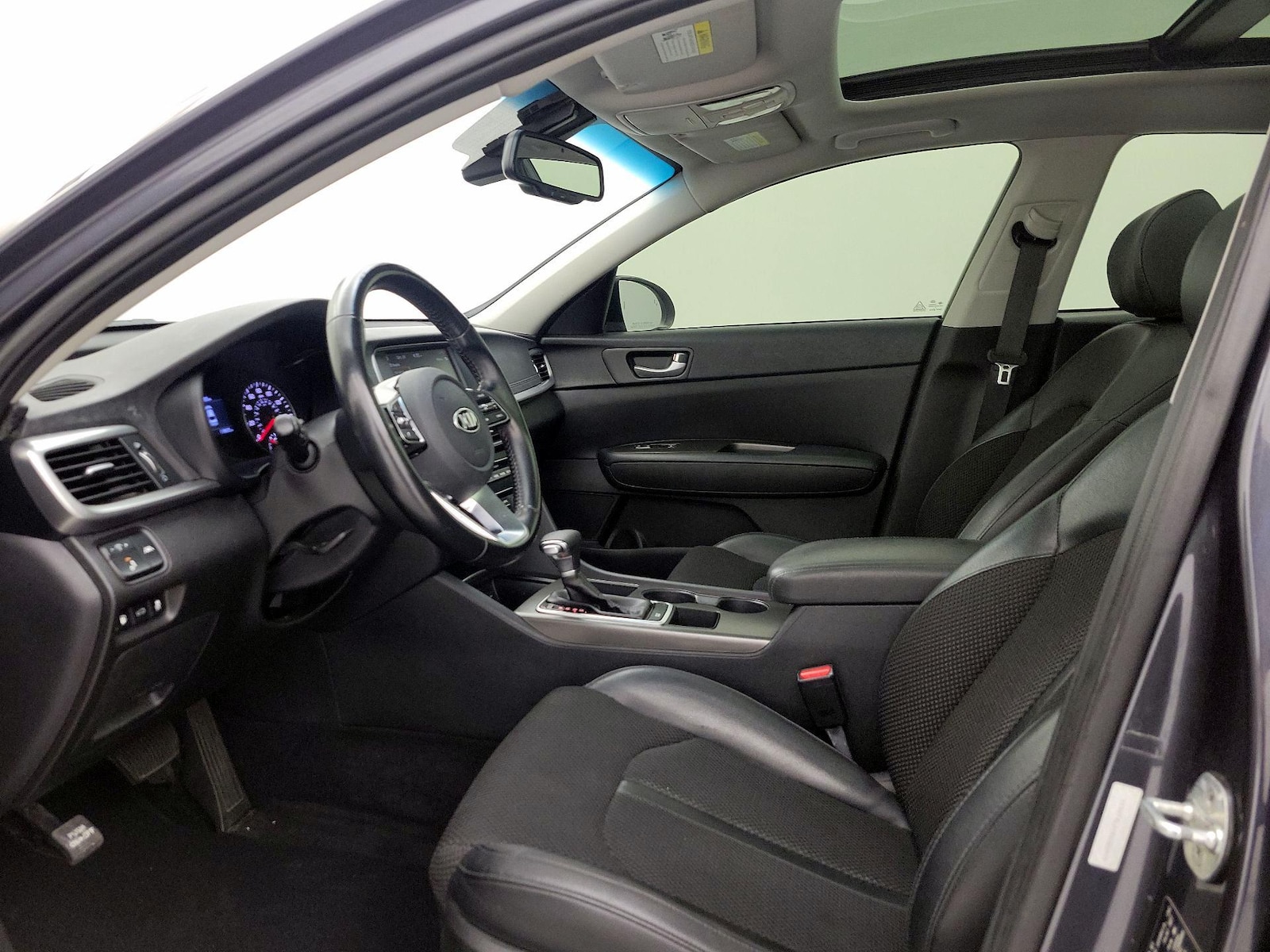 Power Seat(s) & Side Airbags