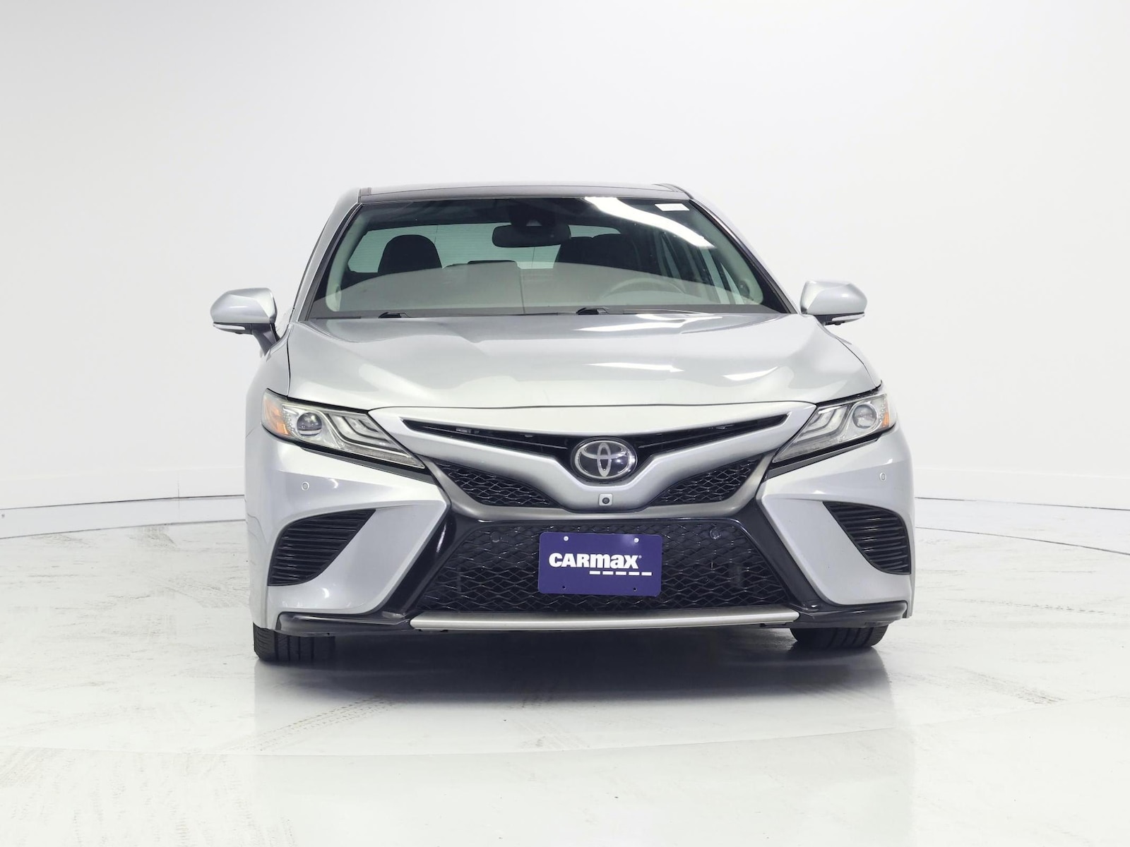 2019 Toyota Camry XSE - Photo 6