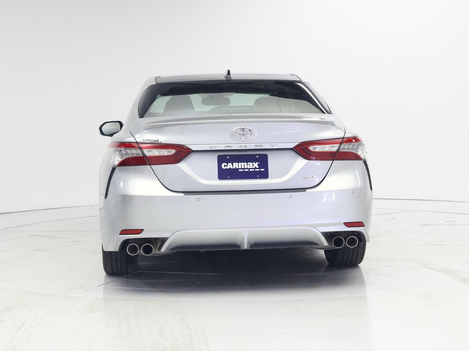 2019 Toyota Camry XSE - Photo 7
