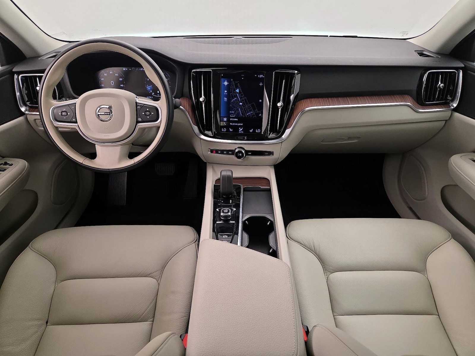 2022 Volvo S60 Momentum - Photo 10