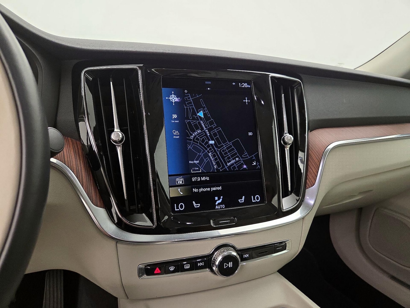 2022 Volvo S60 Momentum - Photo 15