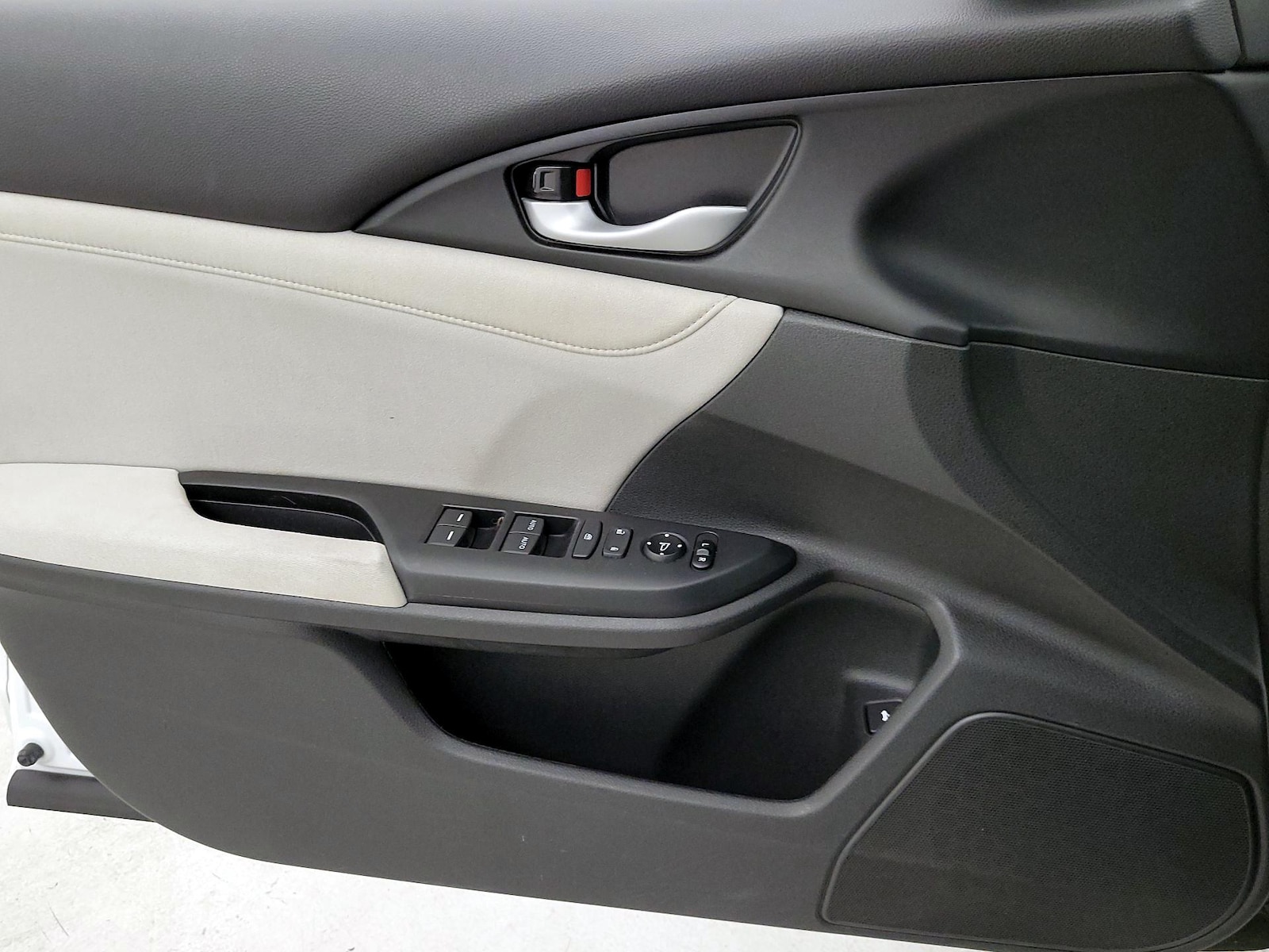 2020 Honda Insight EX - Photo 13