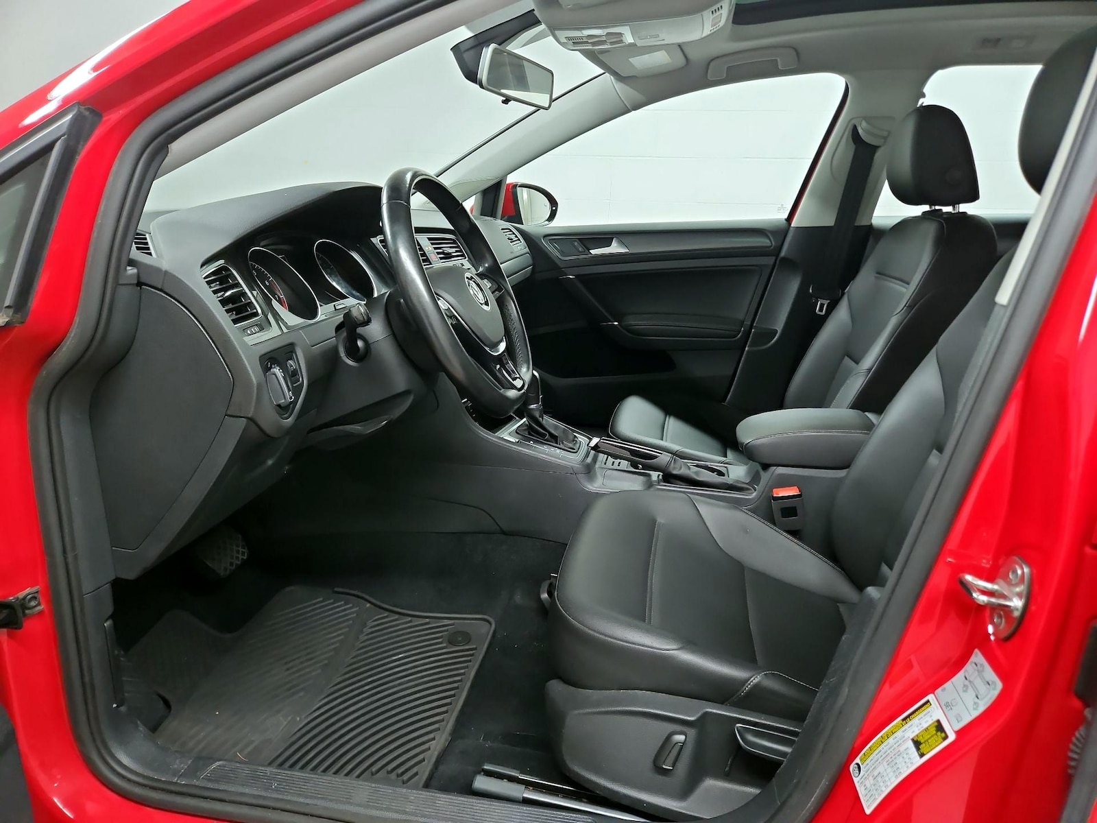 2018 Volkswagen Golf SportWagen SE - Photo 12