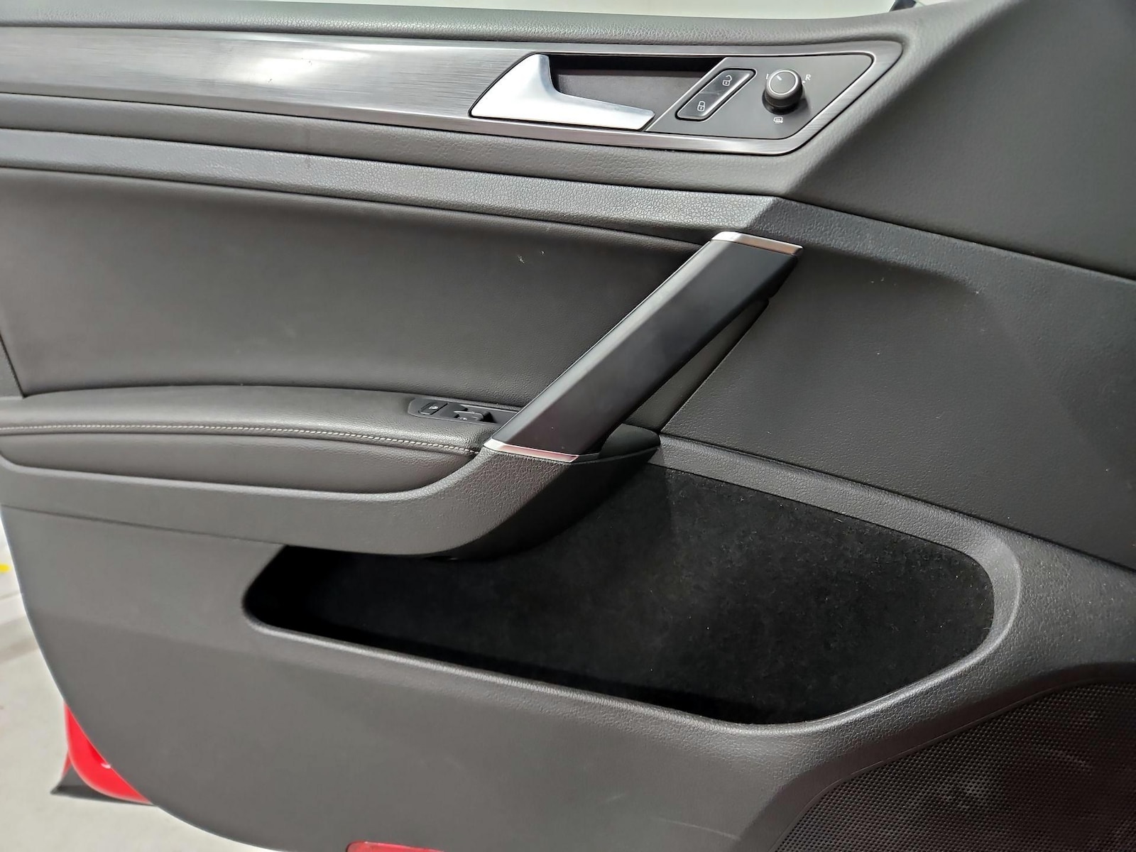 2018 Volkswagen Golf SportWagen SE - Photo 13