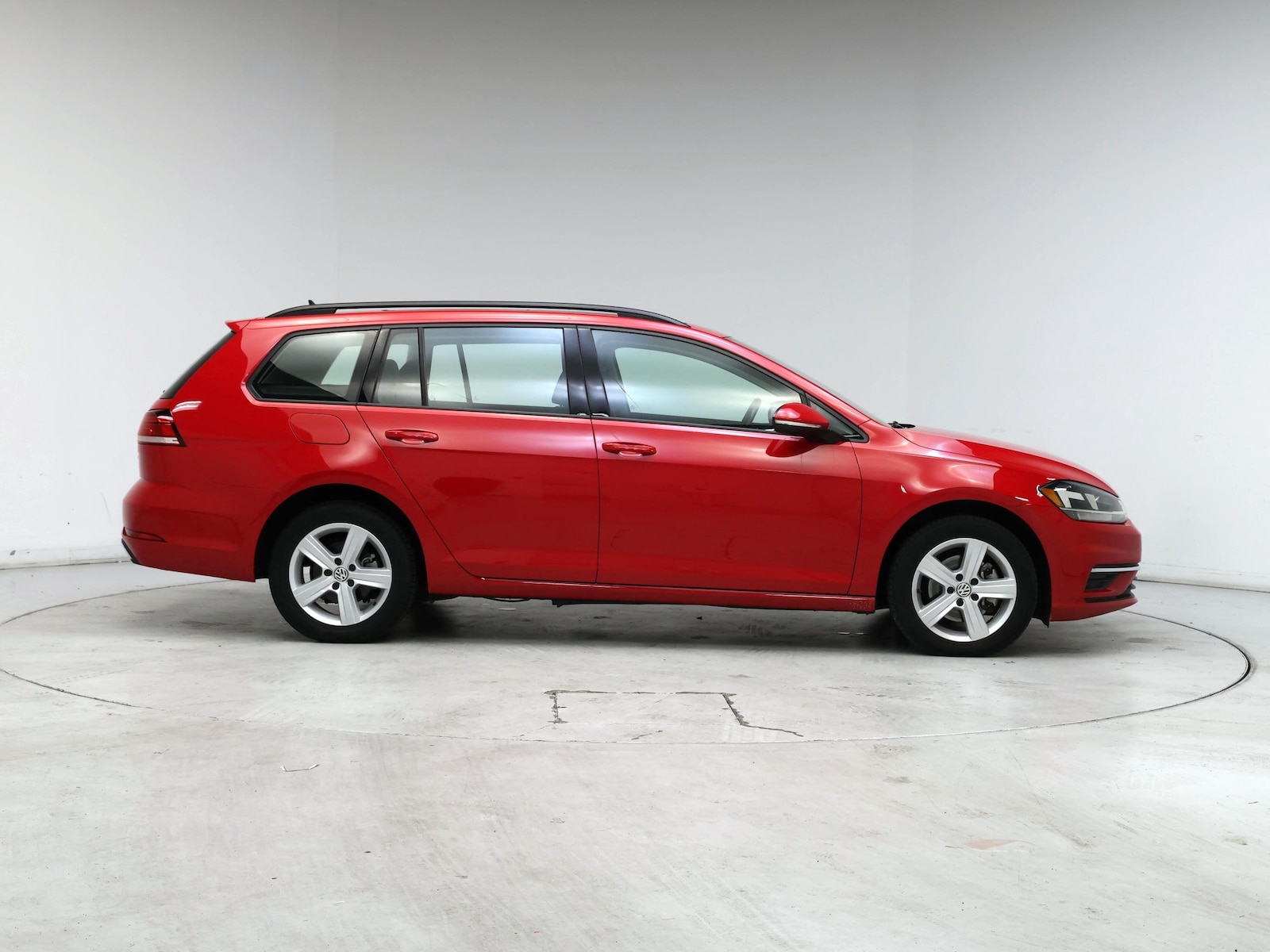 2018 Volkswagen Golf SportWagen SE - Photo 8