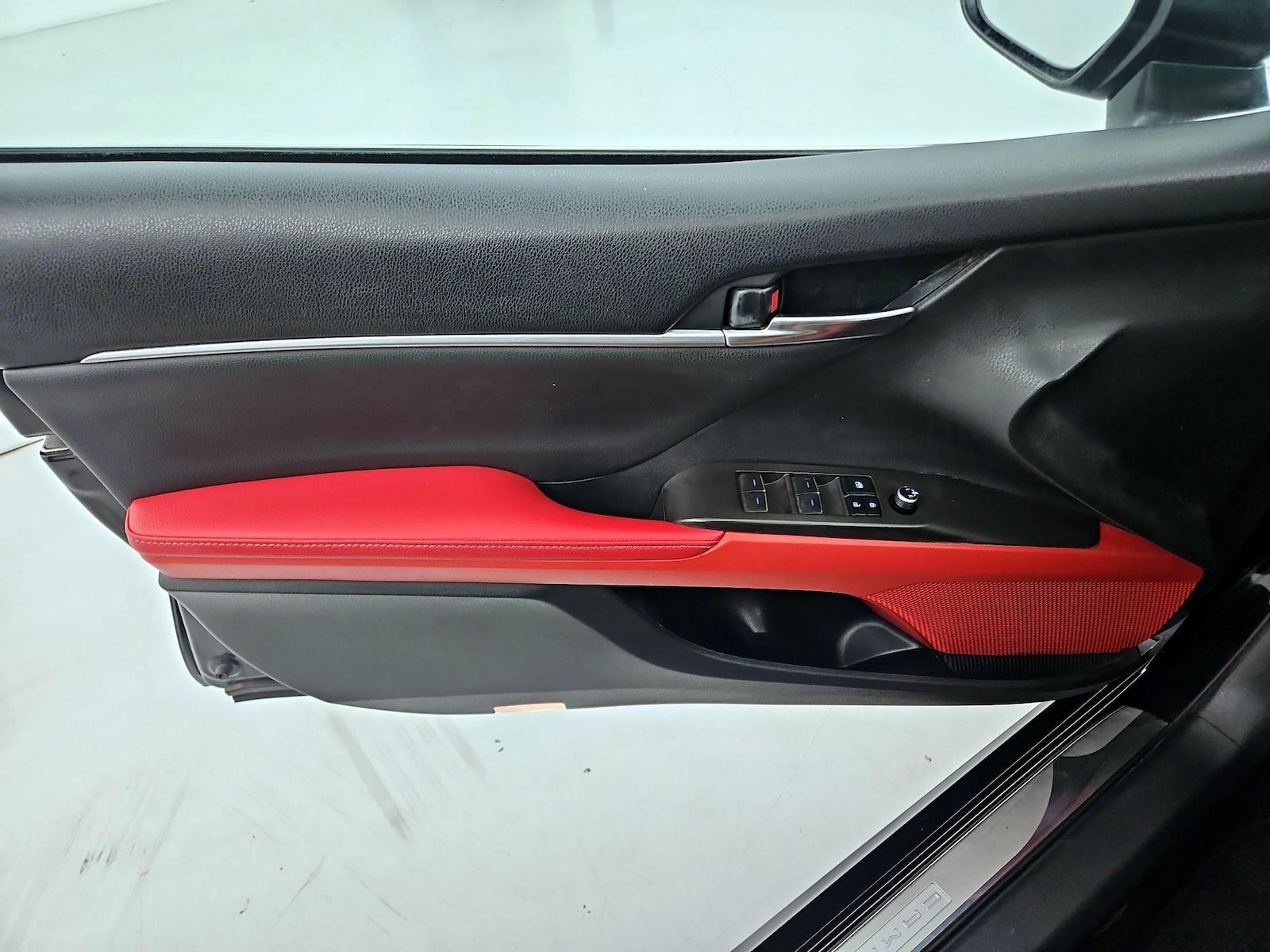 2021 Toyota Camry XSE - Photo 13