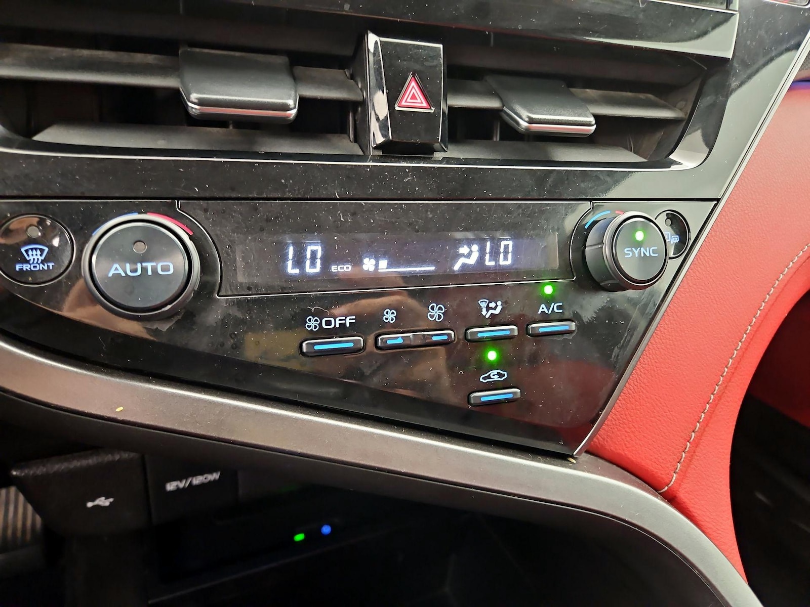 2021 Toyota Camry XSE - Photo 17