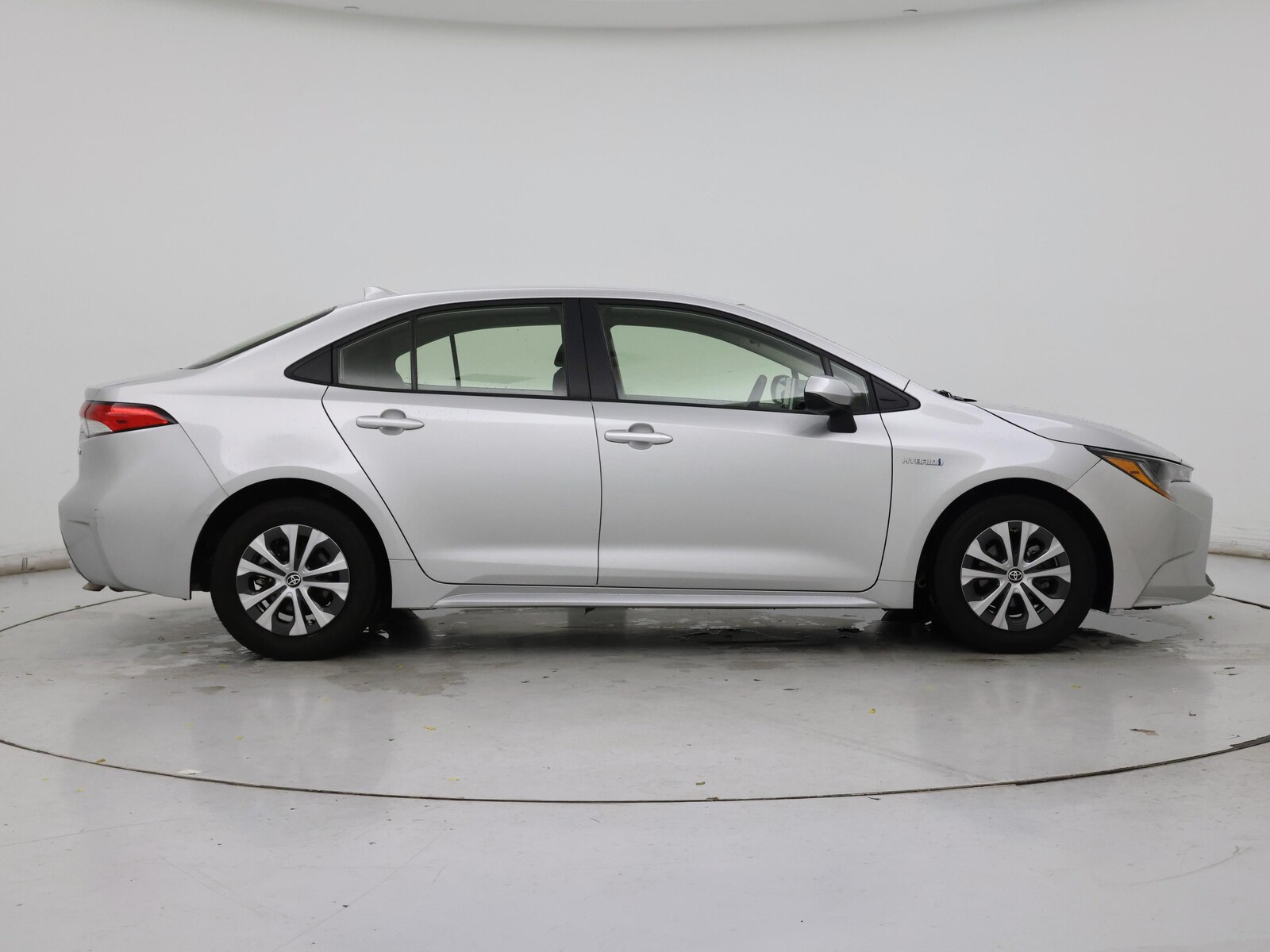 2020 Toyota Corolla LE - Photo 8