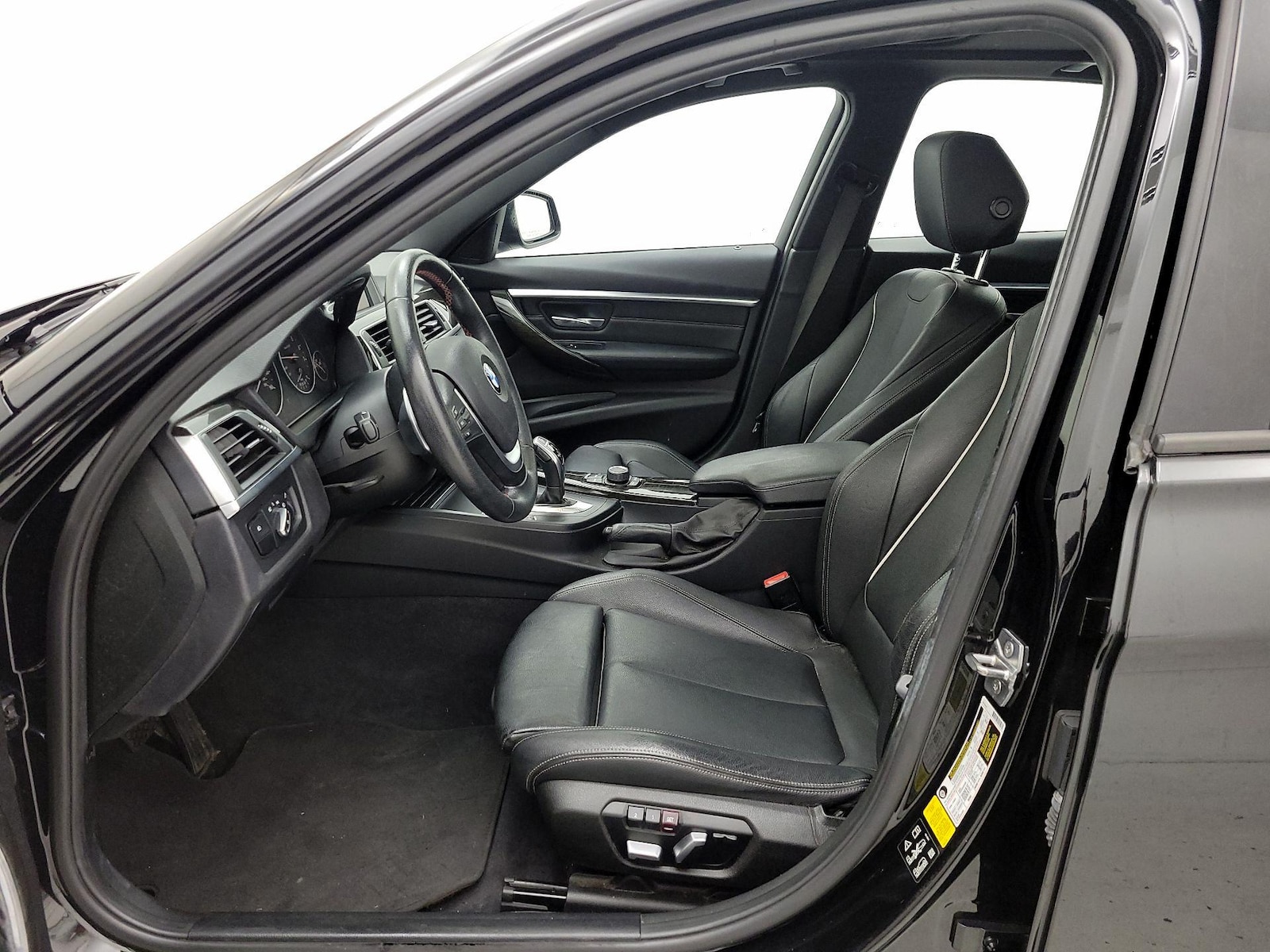 2016 BMW 3 Series 328i - Photo 12