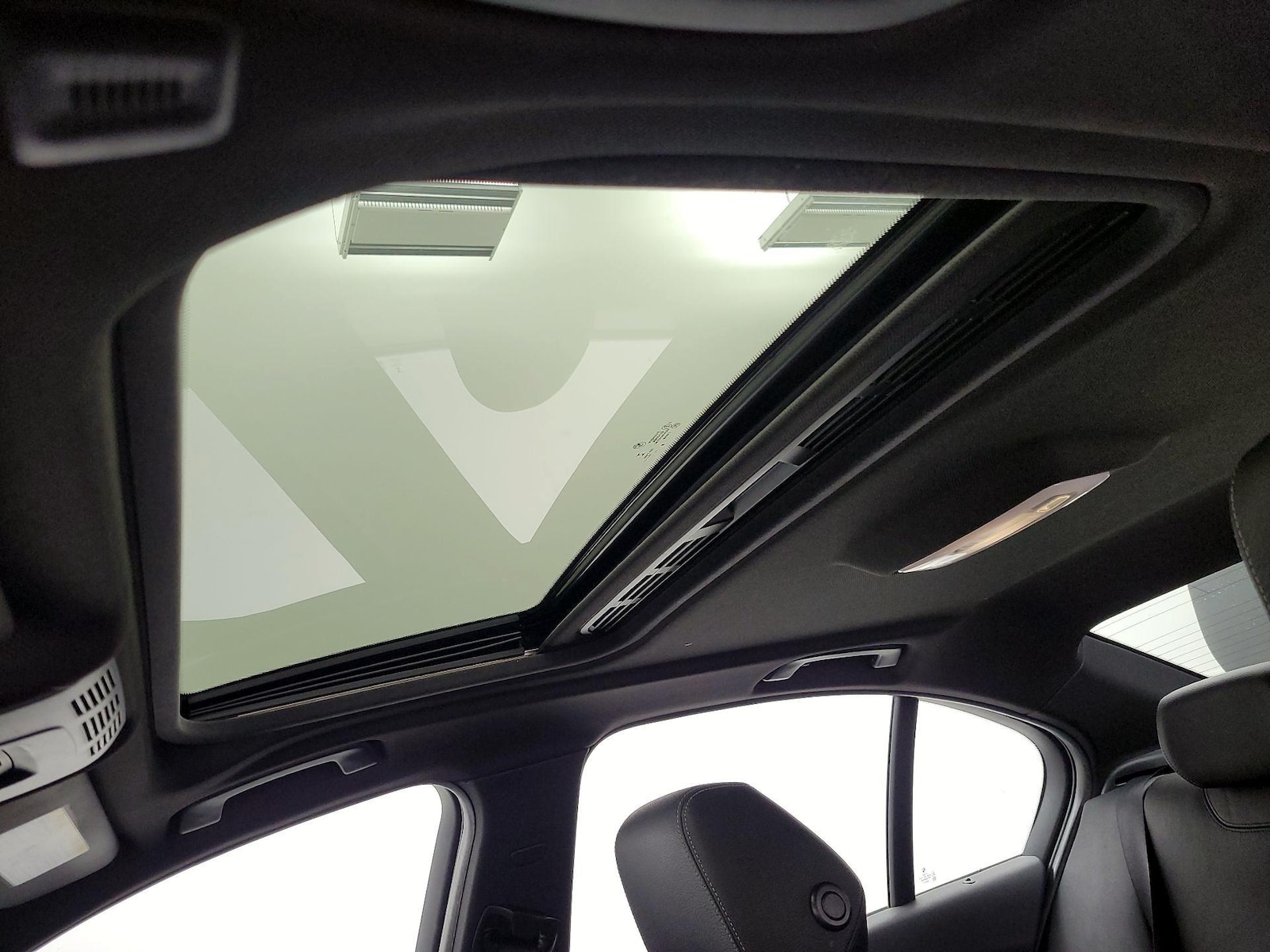 2016 BMW 3 Series 328i - Photo 19