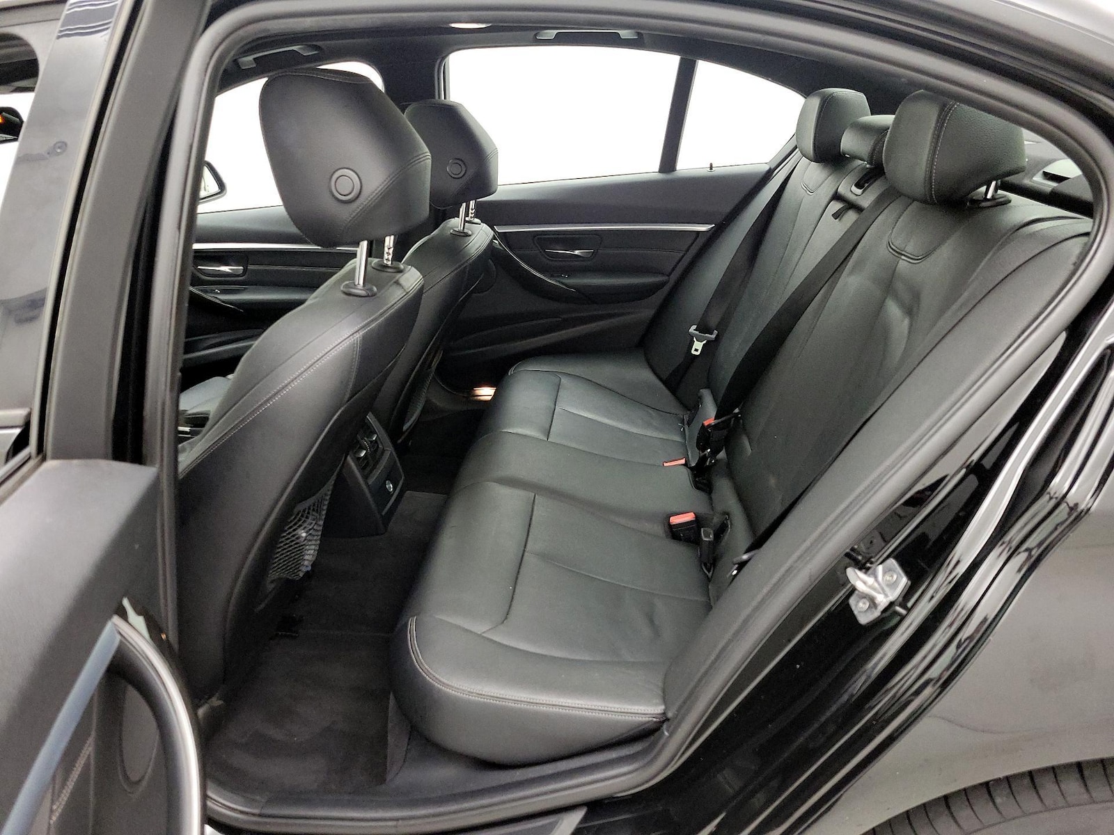 2016 BMW 3 Series 328i - Photo 20
