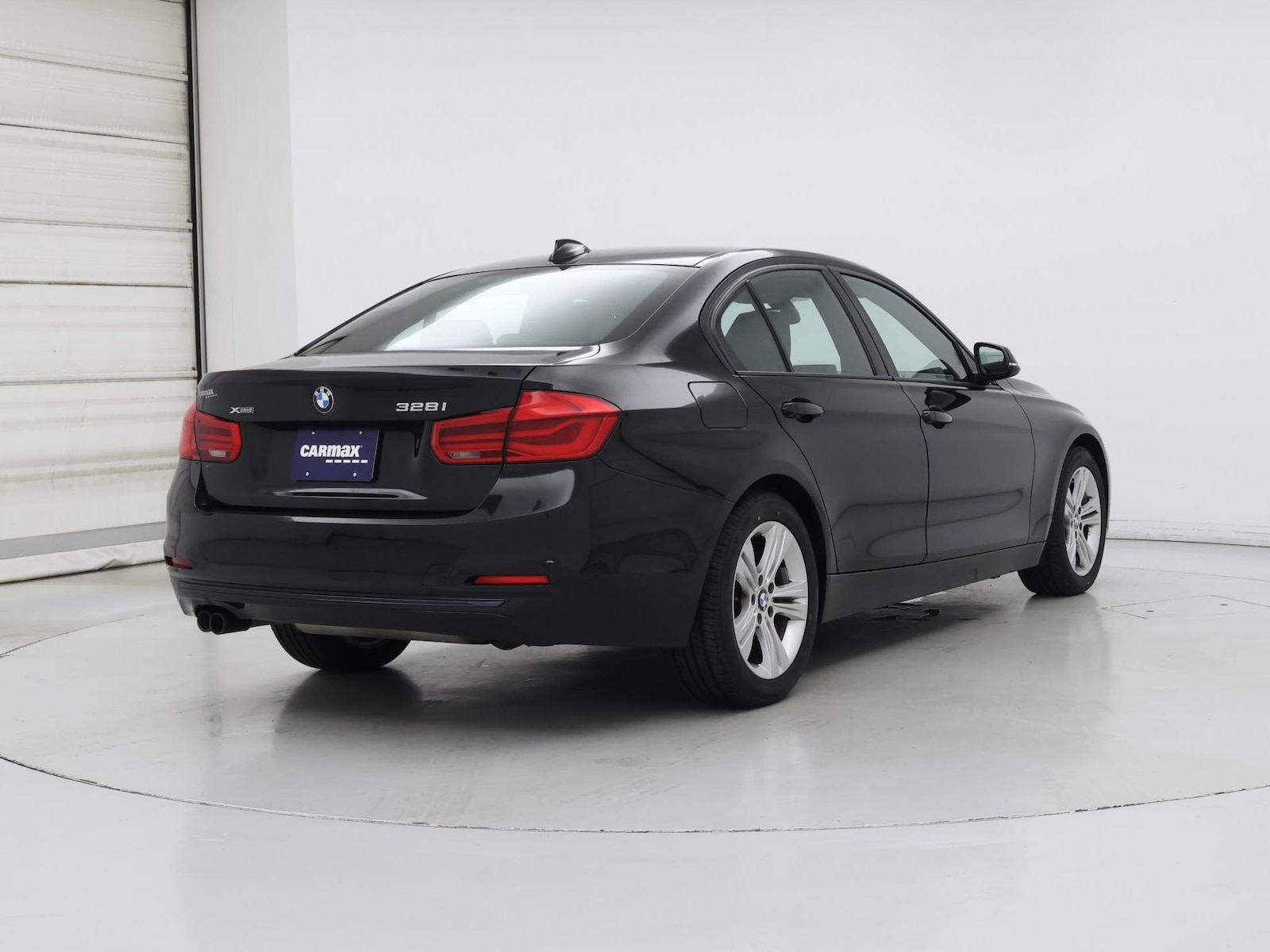 2016 BMW 3 Series 328i - Photo 9