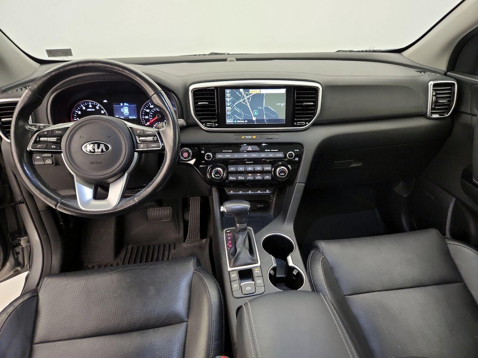 2020 Kia Sportage EX - Photo 10