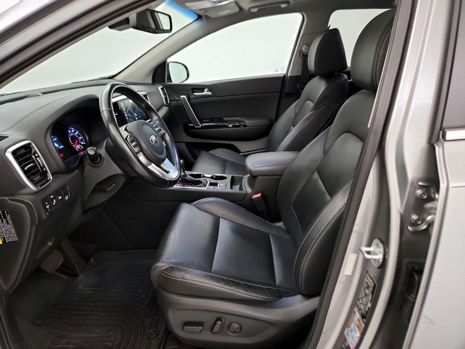 2020 Kia Sportage EX - Photo 12