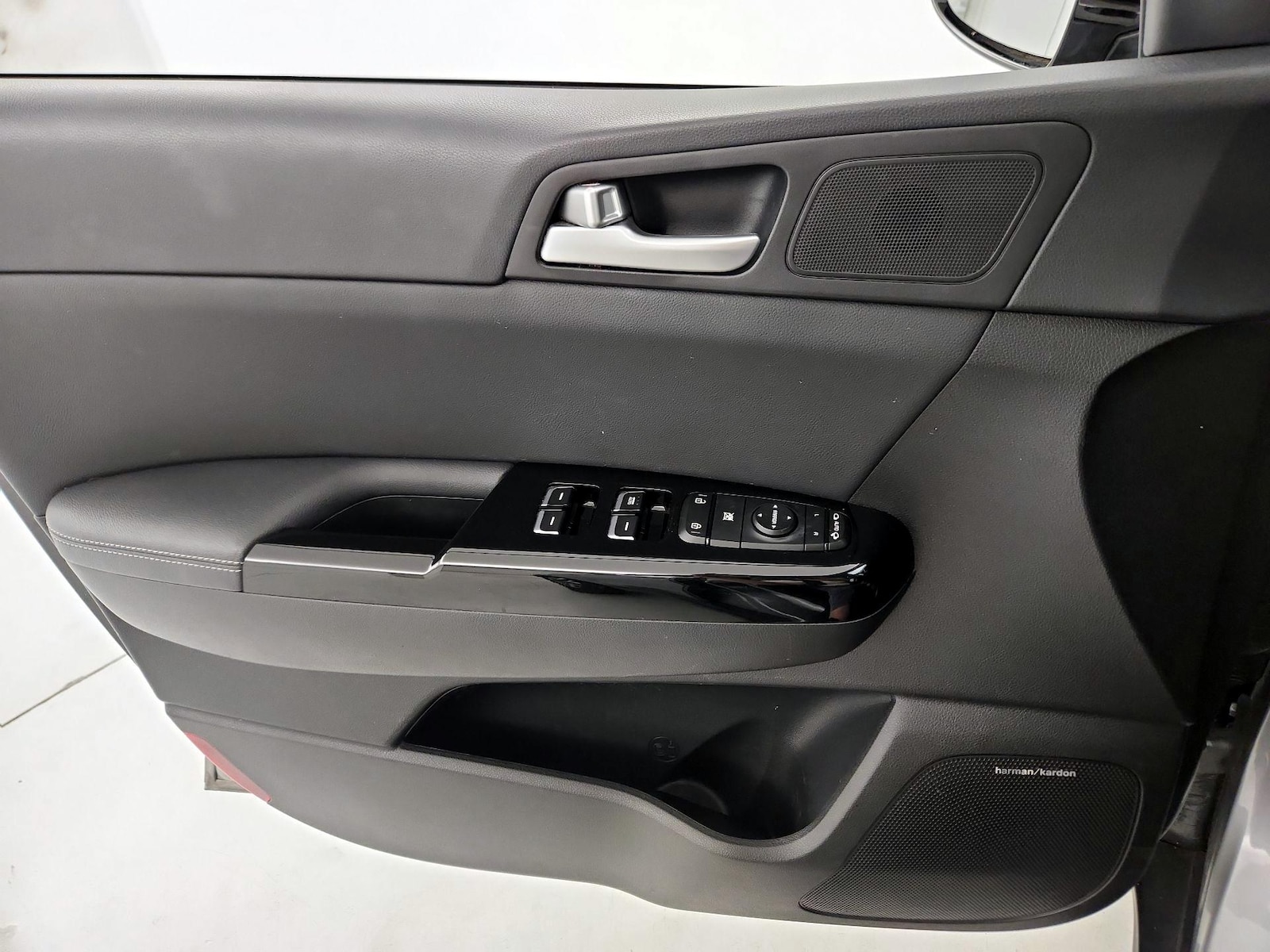 2020 Kia Sportage EX - Photo 13