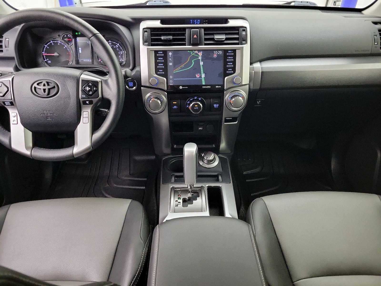 2021 Toyota 4Runner SR5 Premium - Photo 10