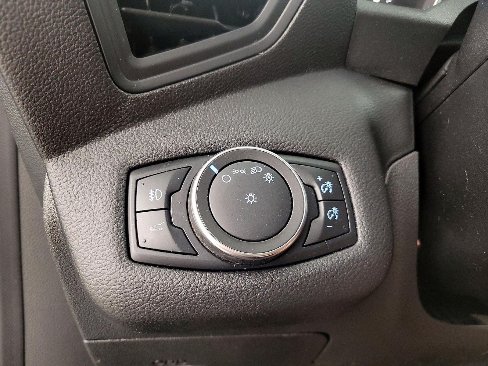 2019 Ford Escape SEL - Photo 14