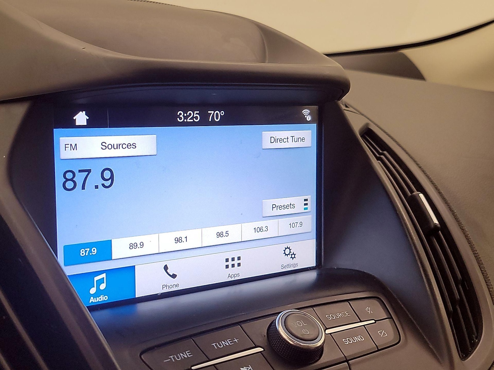 2019 Ford Escape SEL - Photo 16