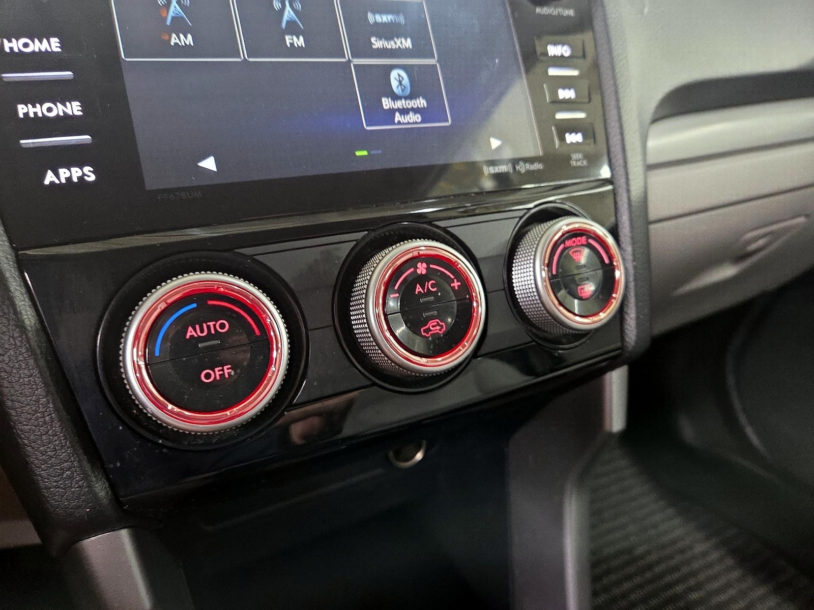 2017 Subaru Forester Premium - Photo 17