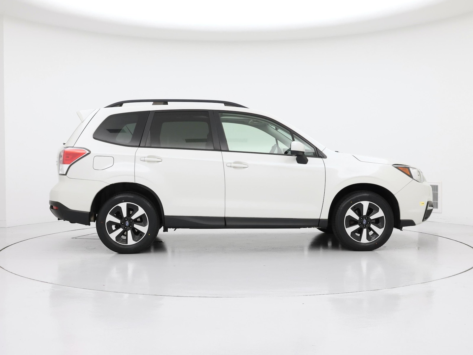 2017 Subaru Forester Premium - Photo 8