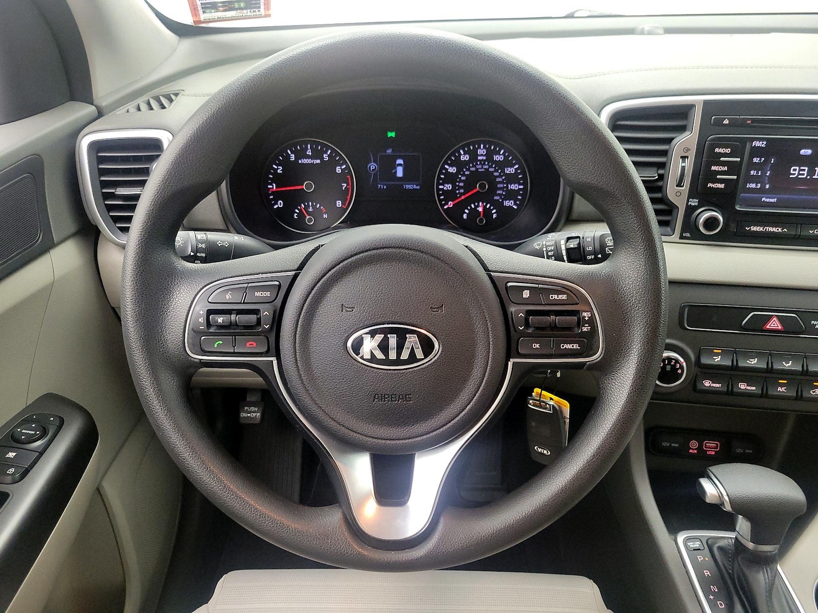 2018 Kia Sportage LX - Photo 11