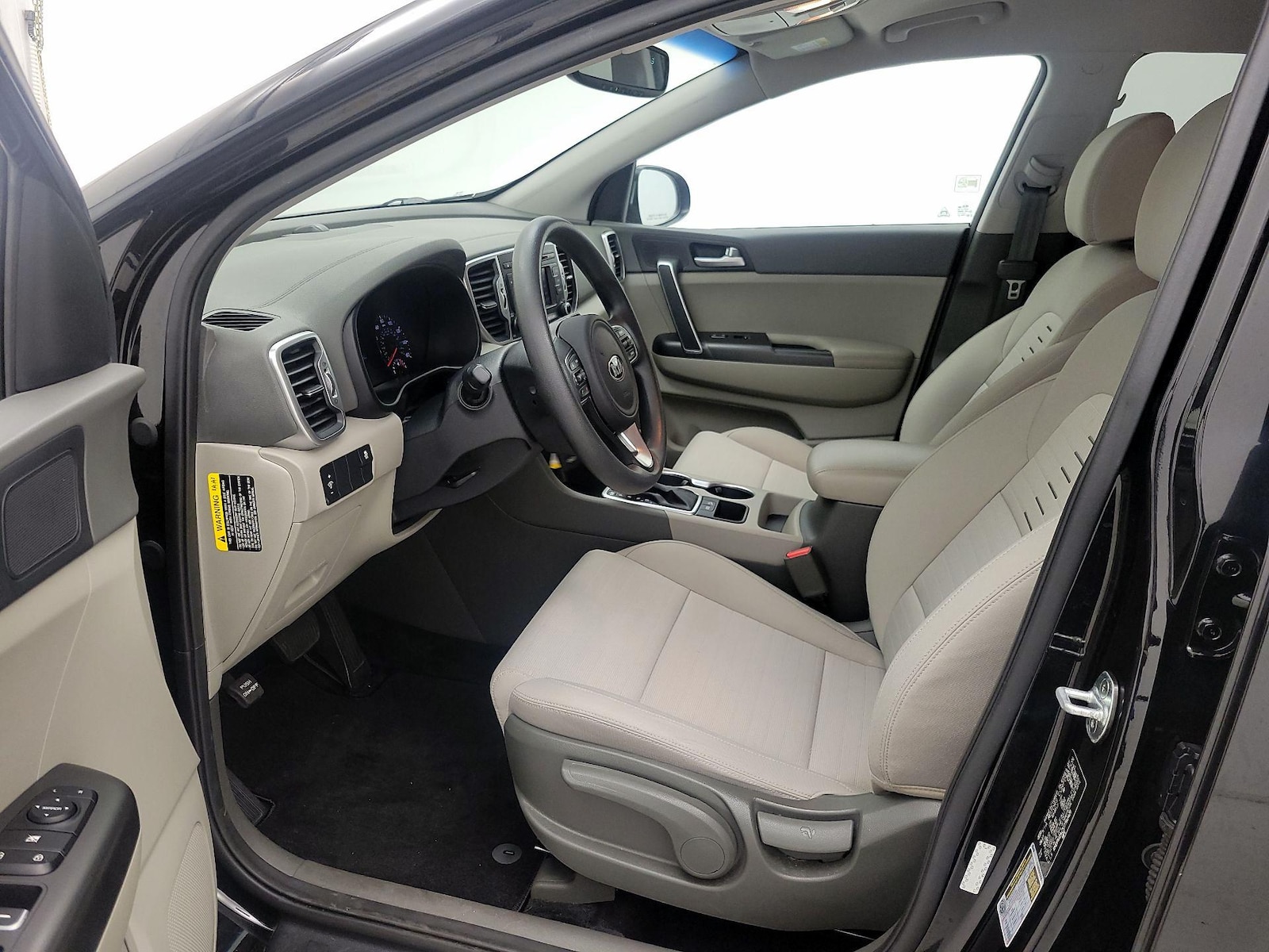 2018 Kia Sportage LX - Photo 12
