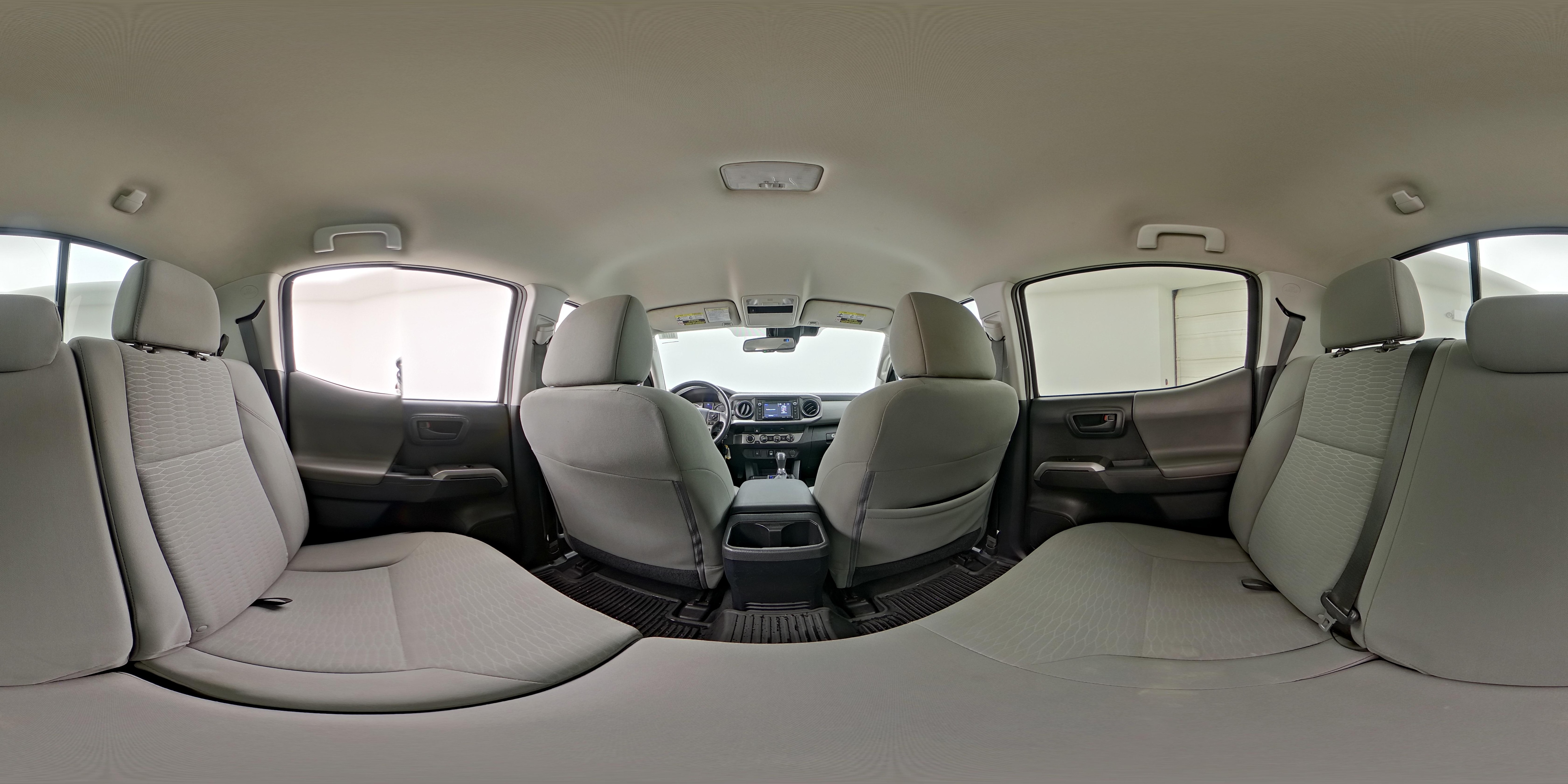 2018 Toyota Tacoma SR5 - Photo 25