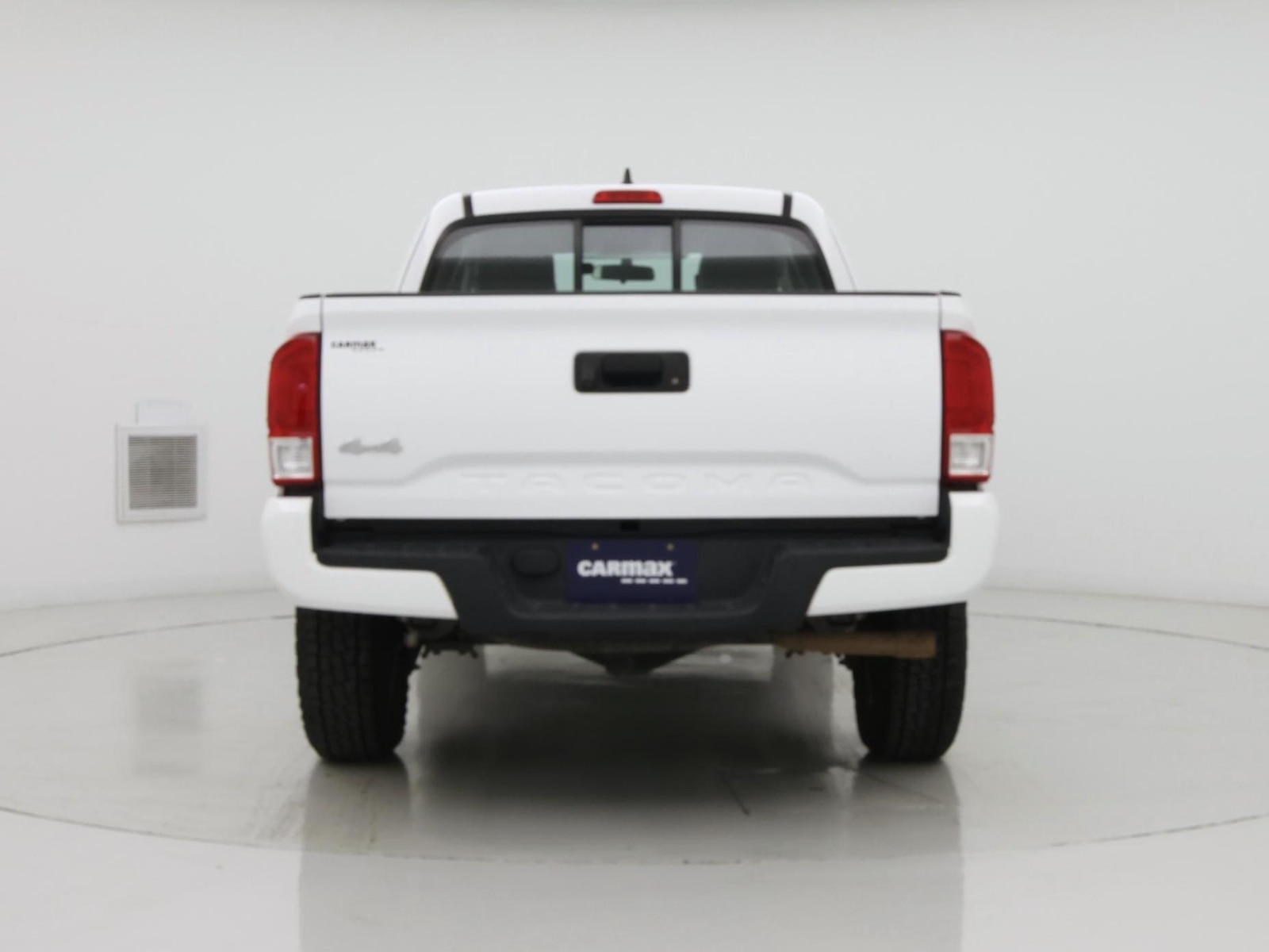 2017 Toyota Tacoma SR - Photo 7