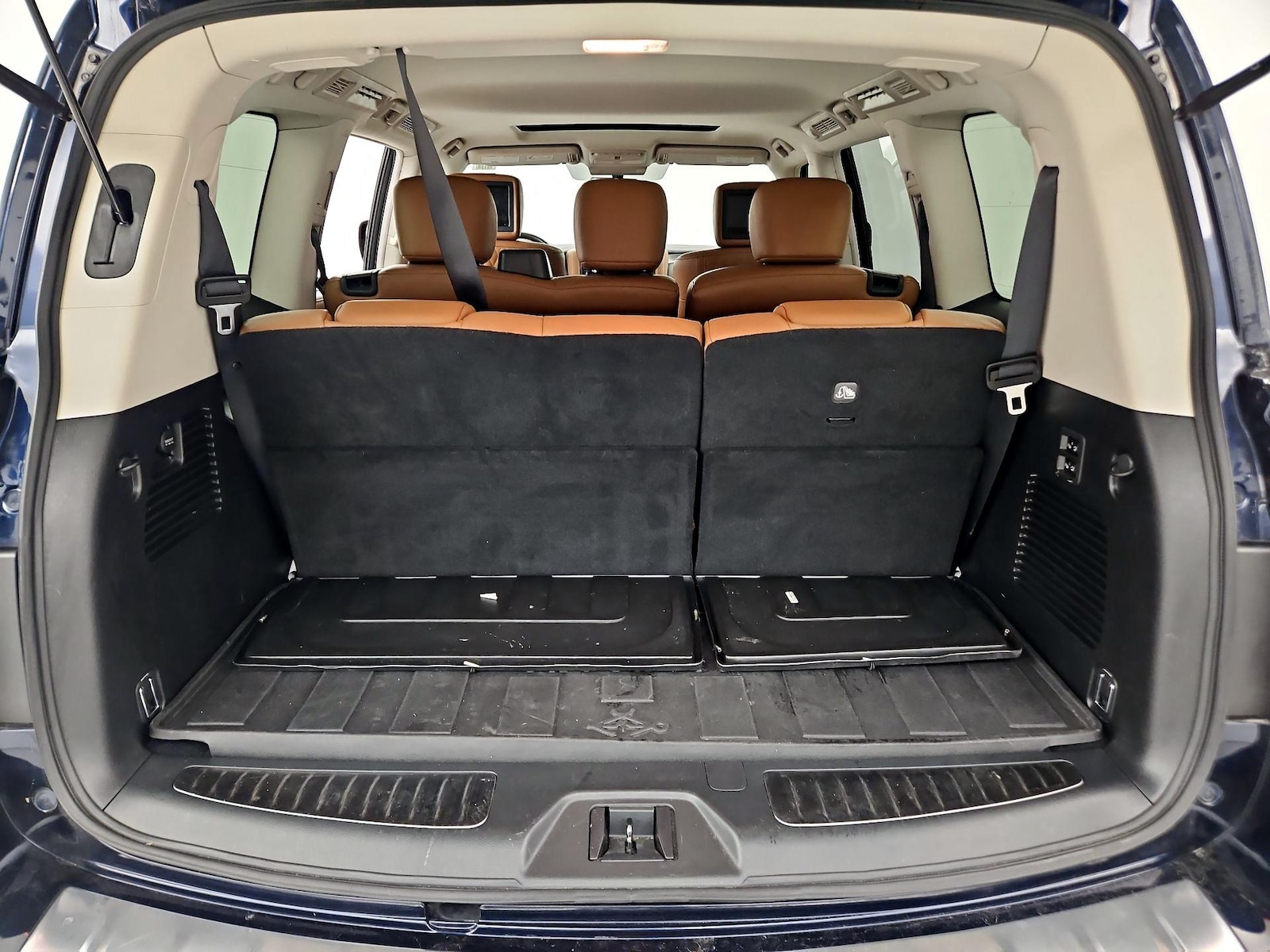 2020 INFINITI QX80 - Photo 24