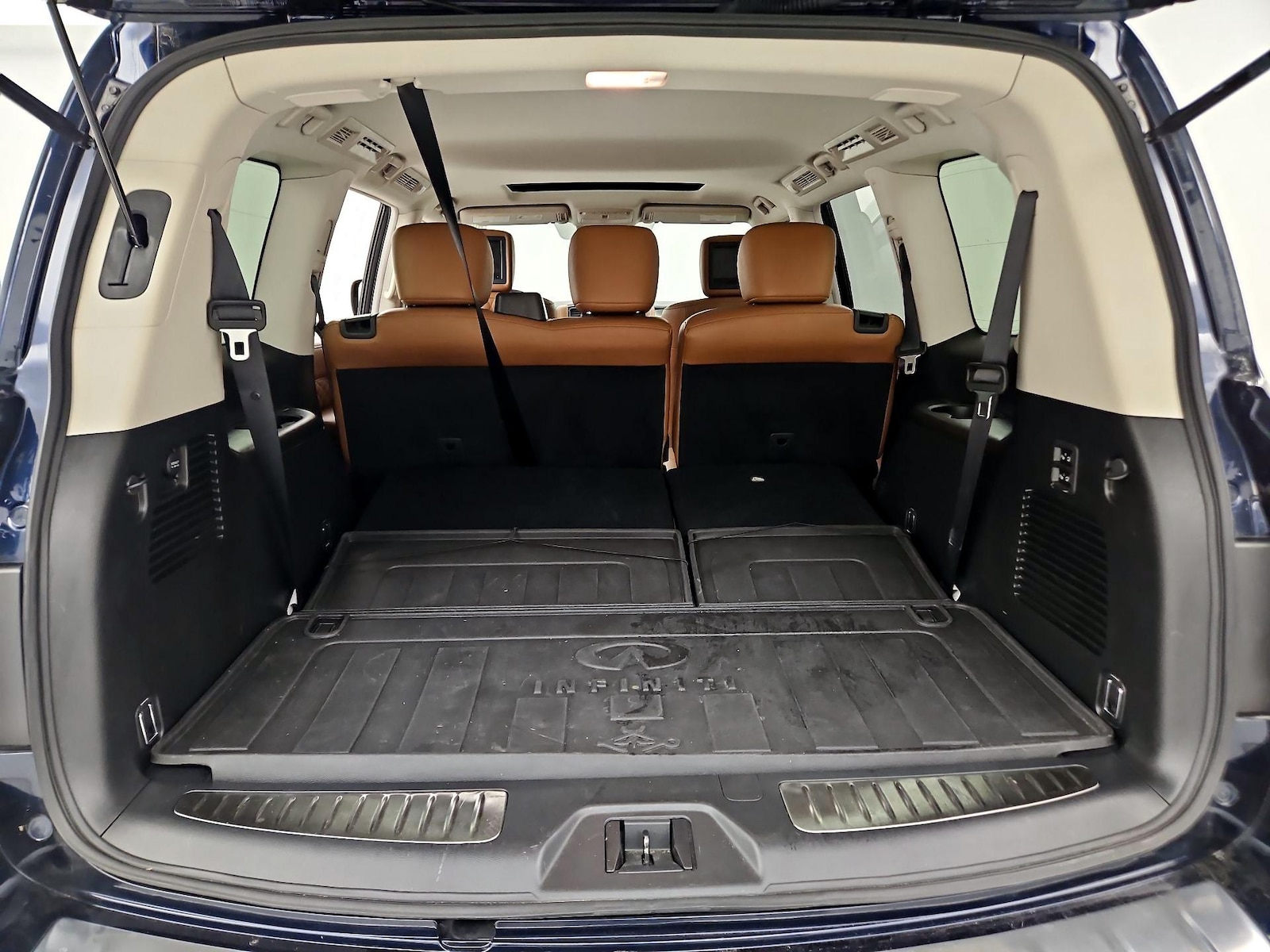 2020 INFINITI QX80 - Photo 25