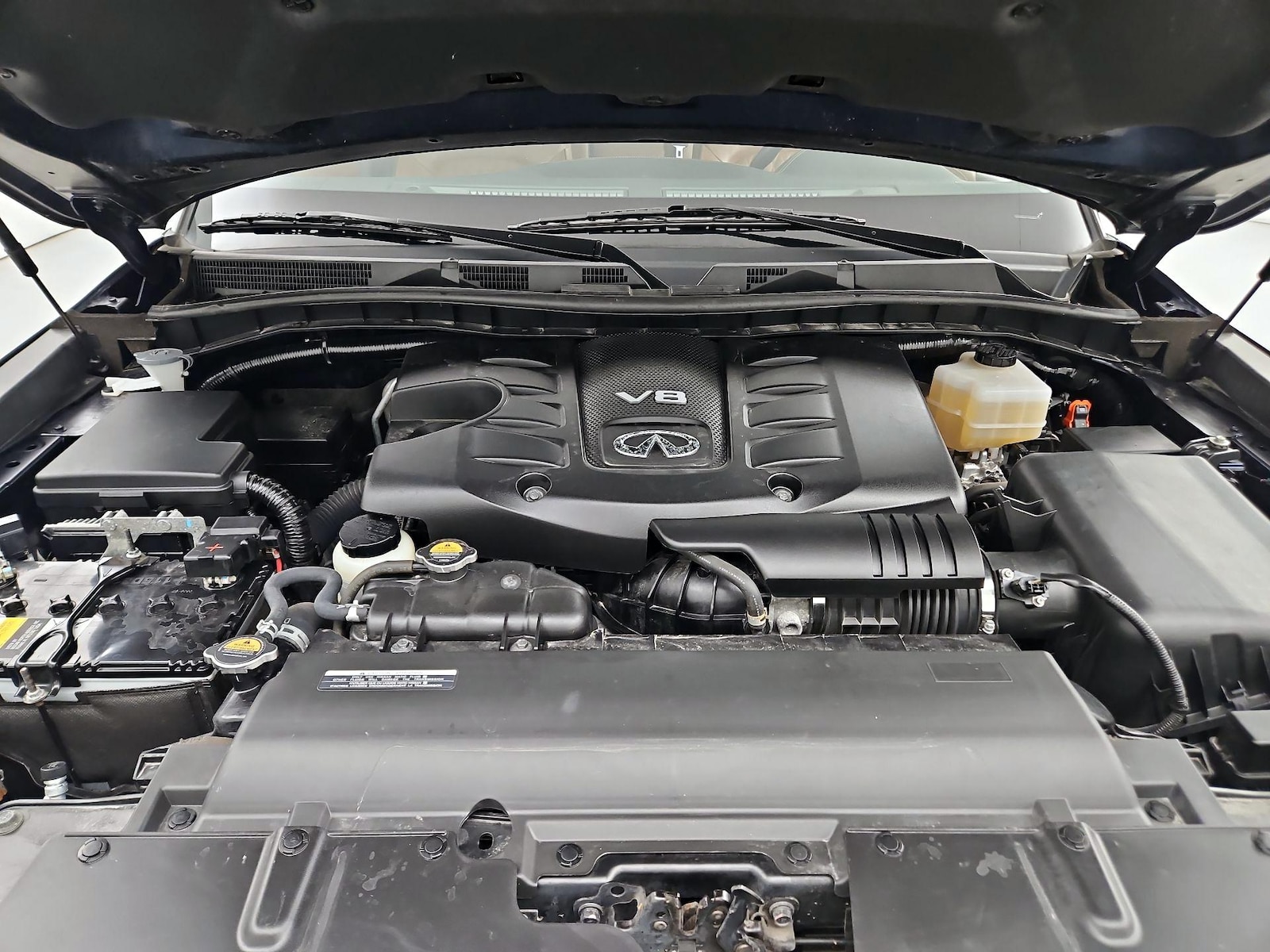 2020 INFINITI QX80 - Photo 26