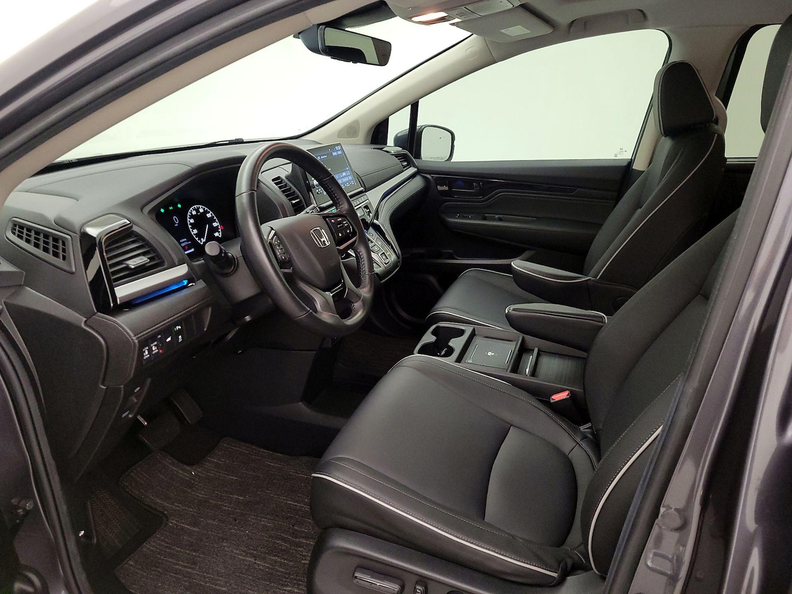 2025 Honda Odyssey Touring - Photo 12