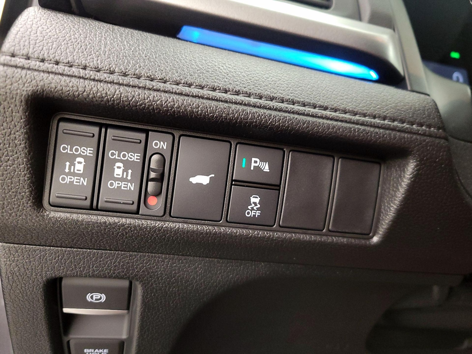 2025 Honda Odyssey Touring - Photo 14