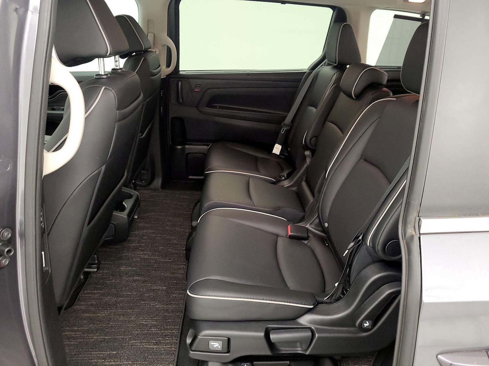 2025 Honda Odyssey Touring - Photo 21