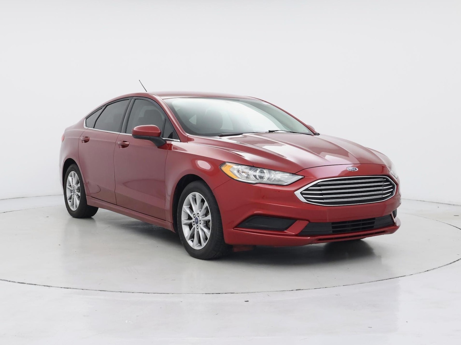 2017 Ford Fusion SE - Photo 2
