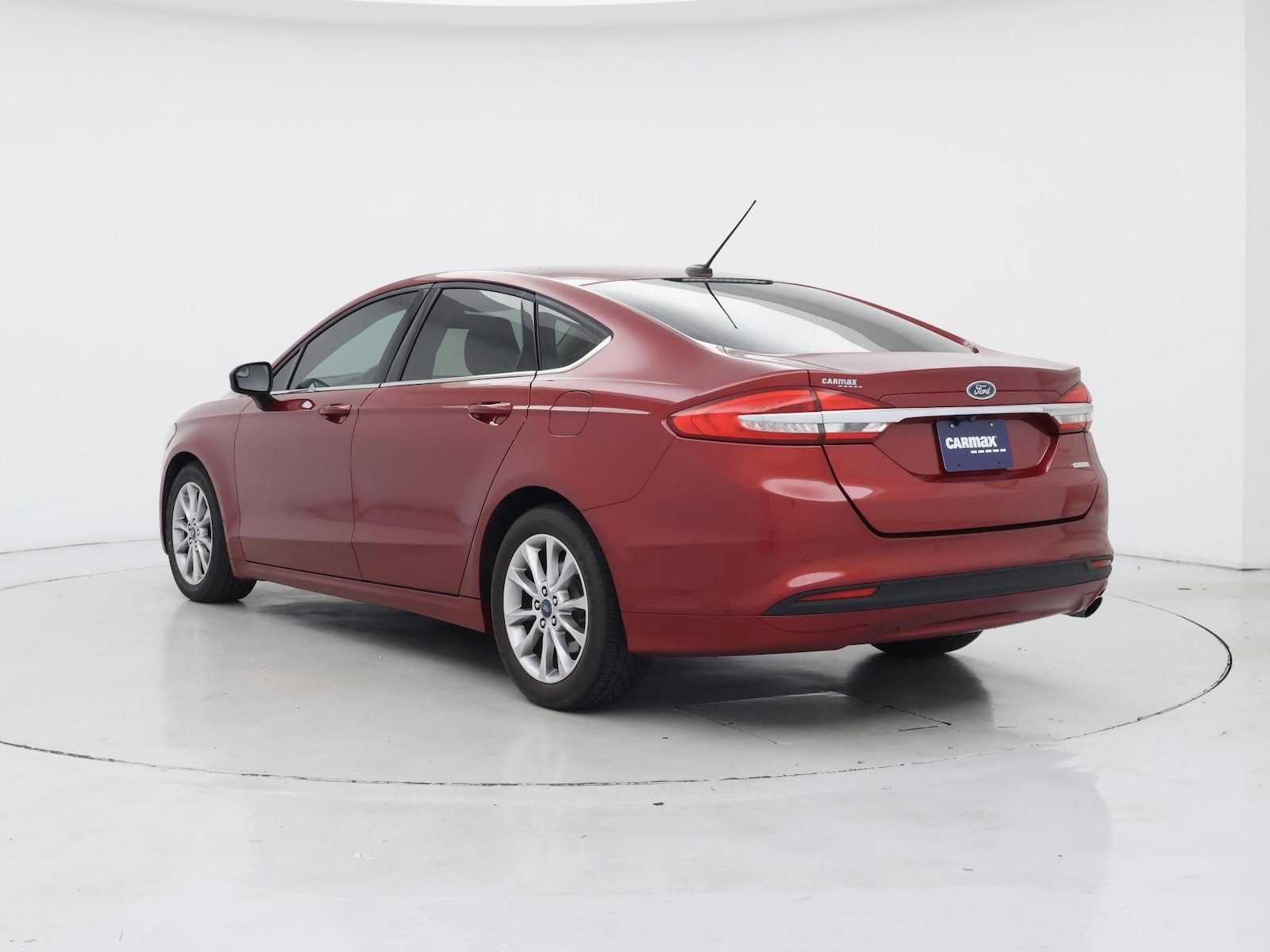 2017 Ford Fusion SE - Photo 3