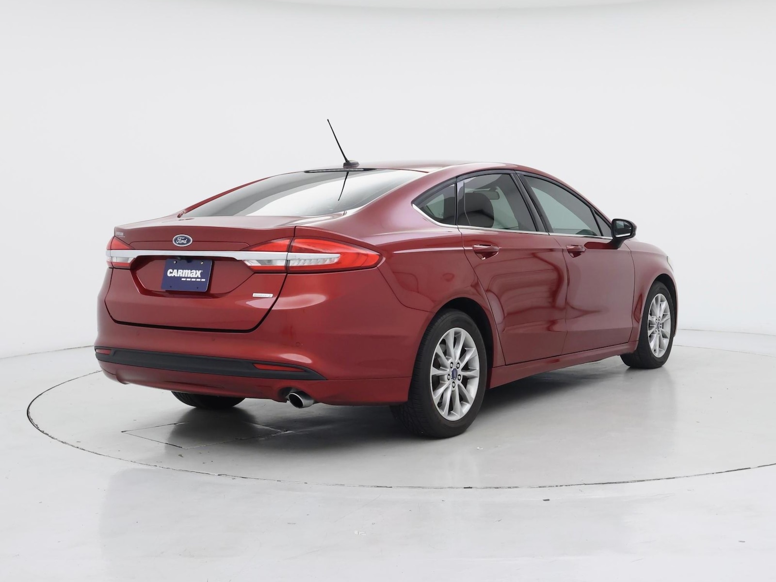 2017 Ford Fusion SE - Photo 9