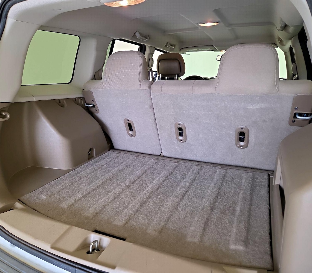 Trunk/Cargo (Seats Up)